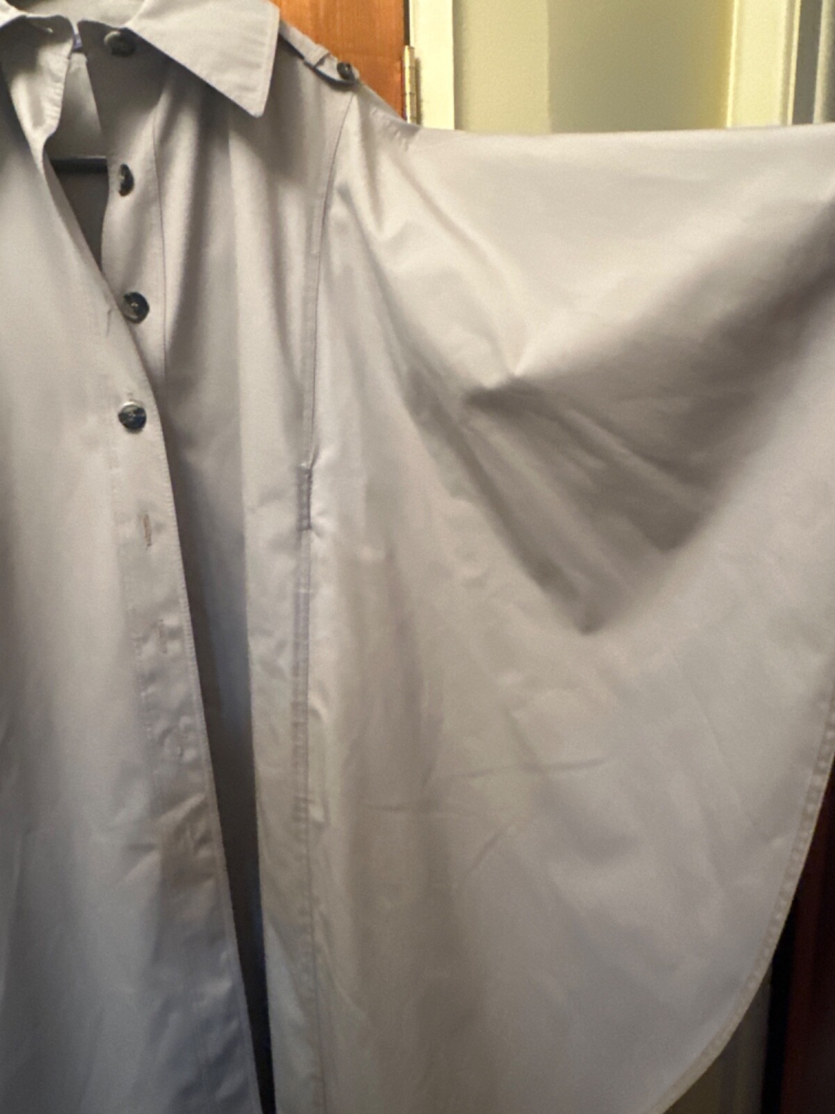 Vintage Ladies pale gray Domino New York cape