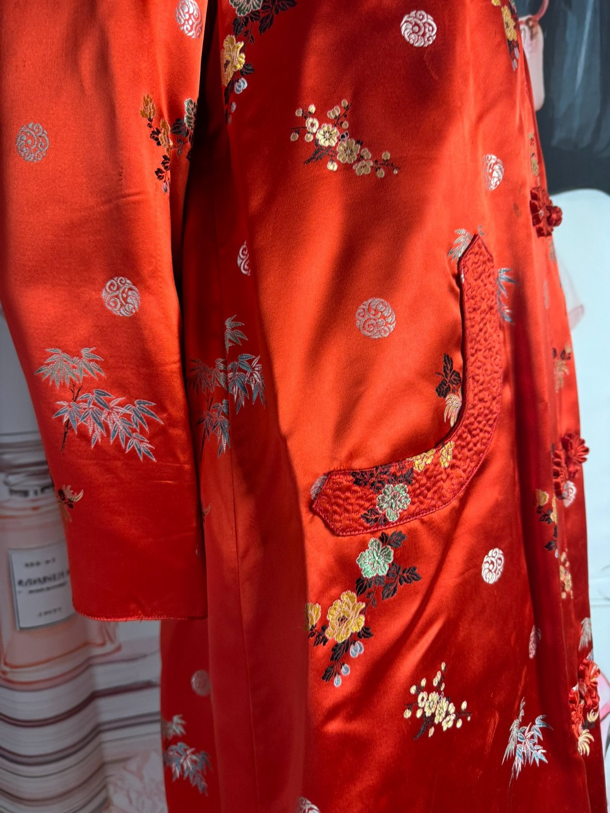 Vintage Kimono Silk Coat Red China Coat 70s Embroidery Silk Size 38 40 42