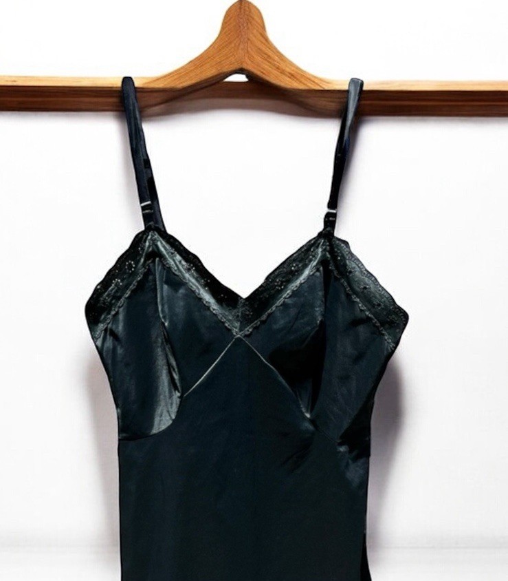 🌻VINTAGE 70’s Stoneswear Black Slip Chemise Size 36