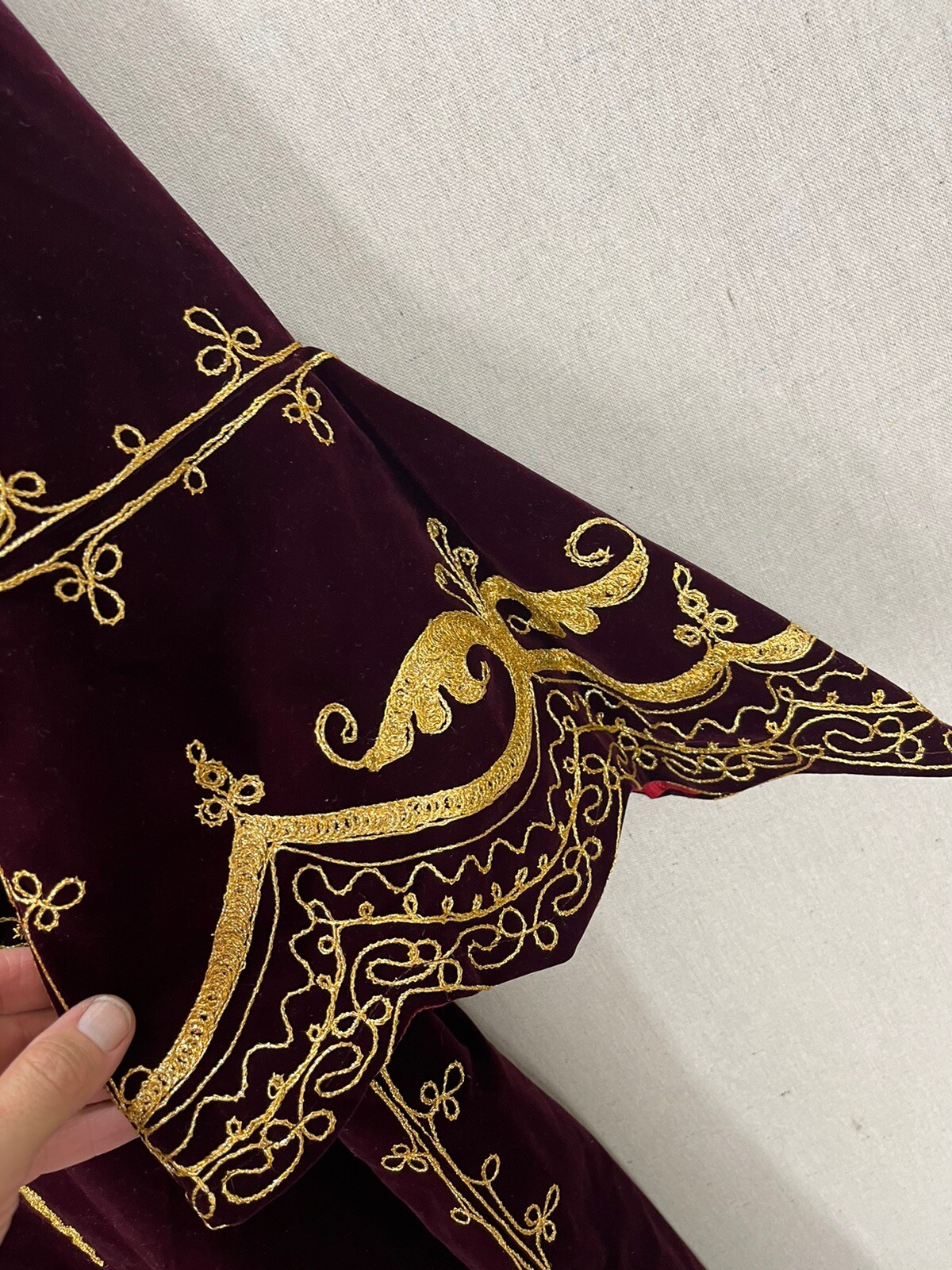 Vintage Burgundy Velvet Gold Embroidered Caftan Boho Dress Bell Sleeve