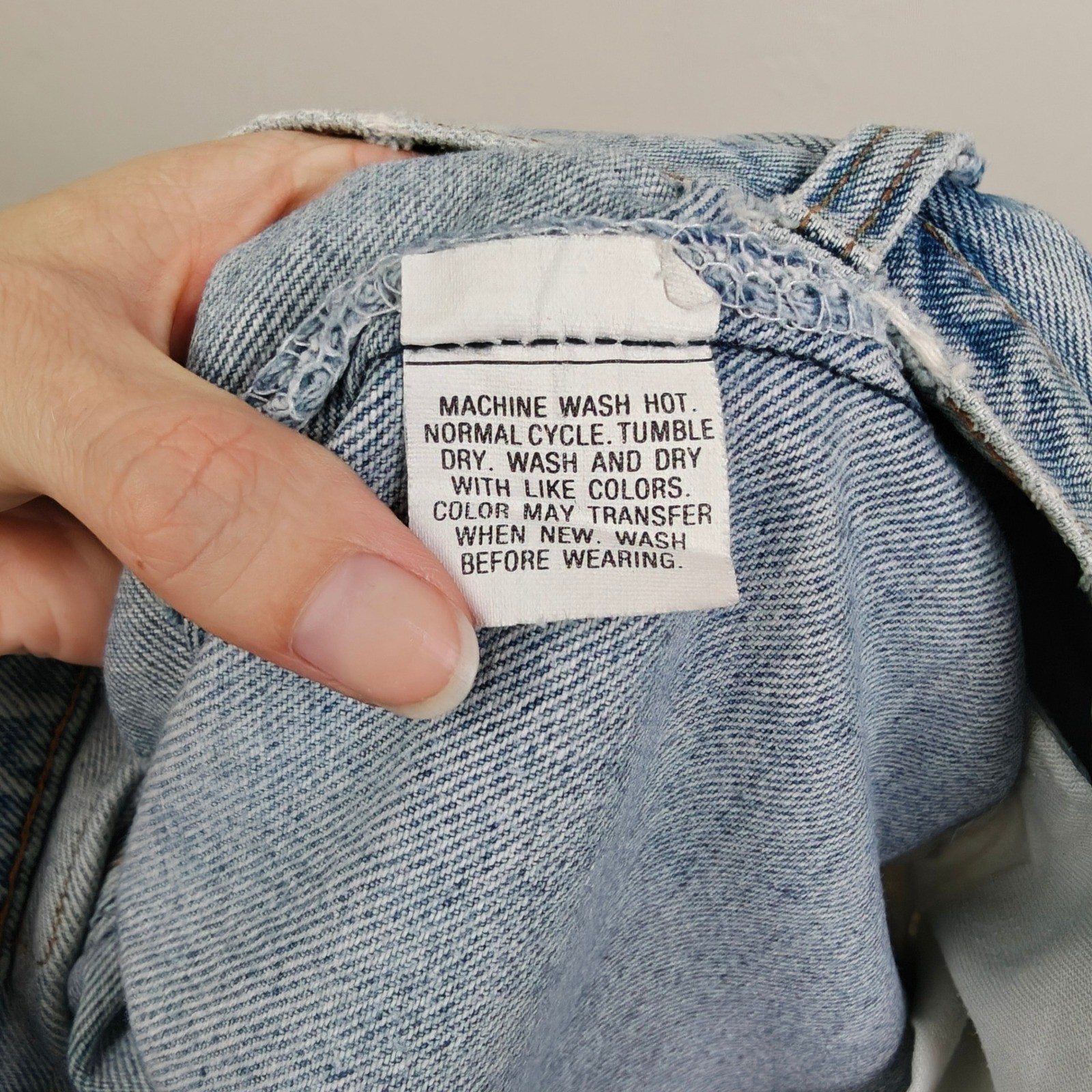 Vintage 90s Levi’s 505 Jeans Womens 26 Light Wash Distressed Grunge Aesthetic