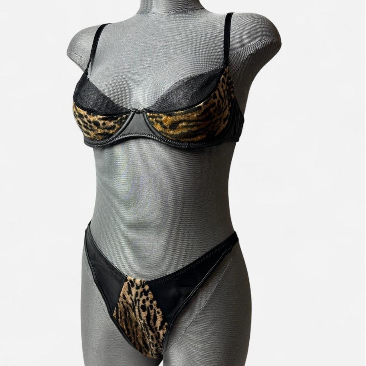 Vtg 90s Fredericks of Hollywood Leopard Faux Leather Bra Thong Set Sz 32B L