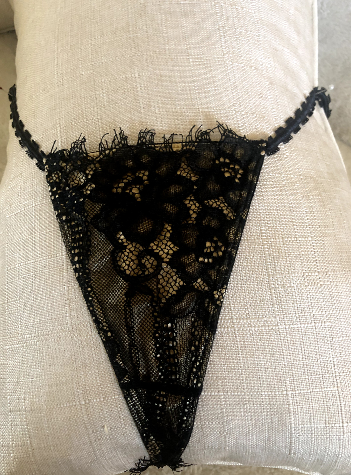New Vtg ECLIPSE L Black Lace THONG PANTY Gold Faceted Bead Chain Beige Lined