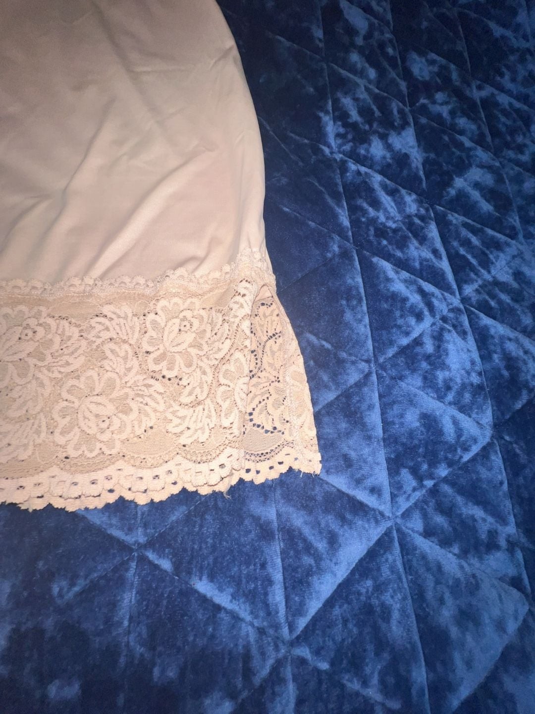 Vanity Fair Radiant Collection Lace Trim Half Slip