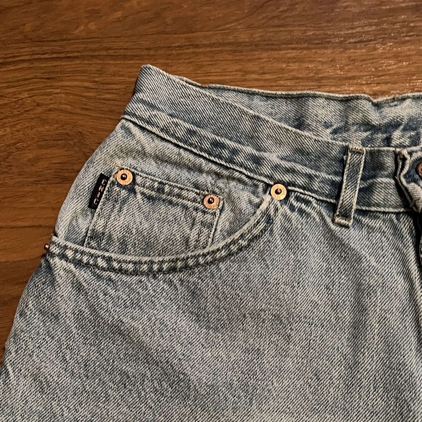 Vintage Chic Jeans Light High Waisted Shorts Denim Y2K 26” Waist