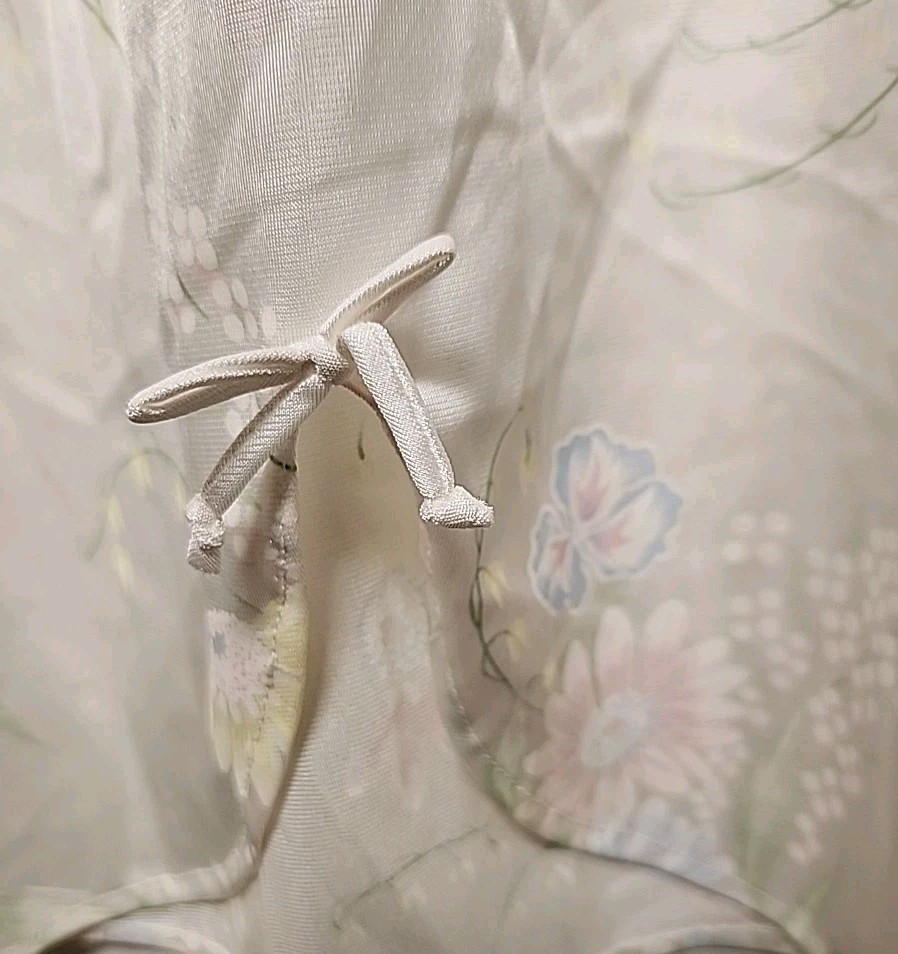 Sz M Vintage HENSON KICKERNICK Half Slip Slit/Bow Antron BLUSH BEIGE FLORAL