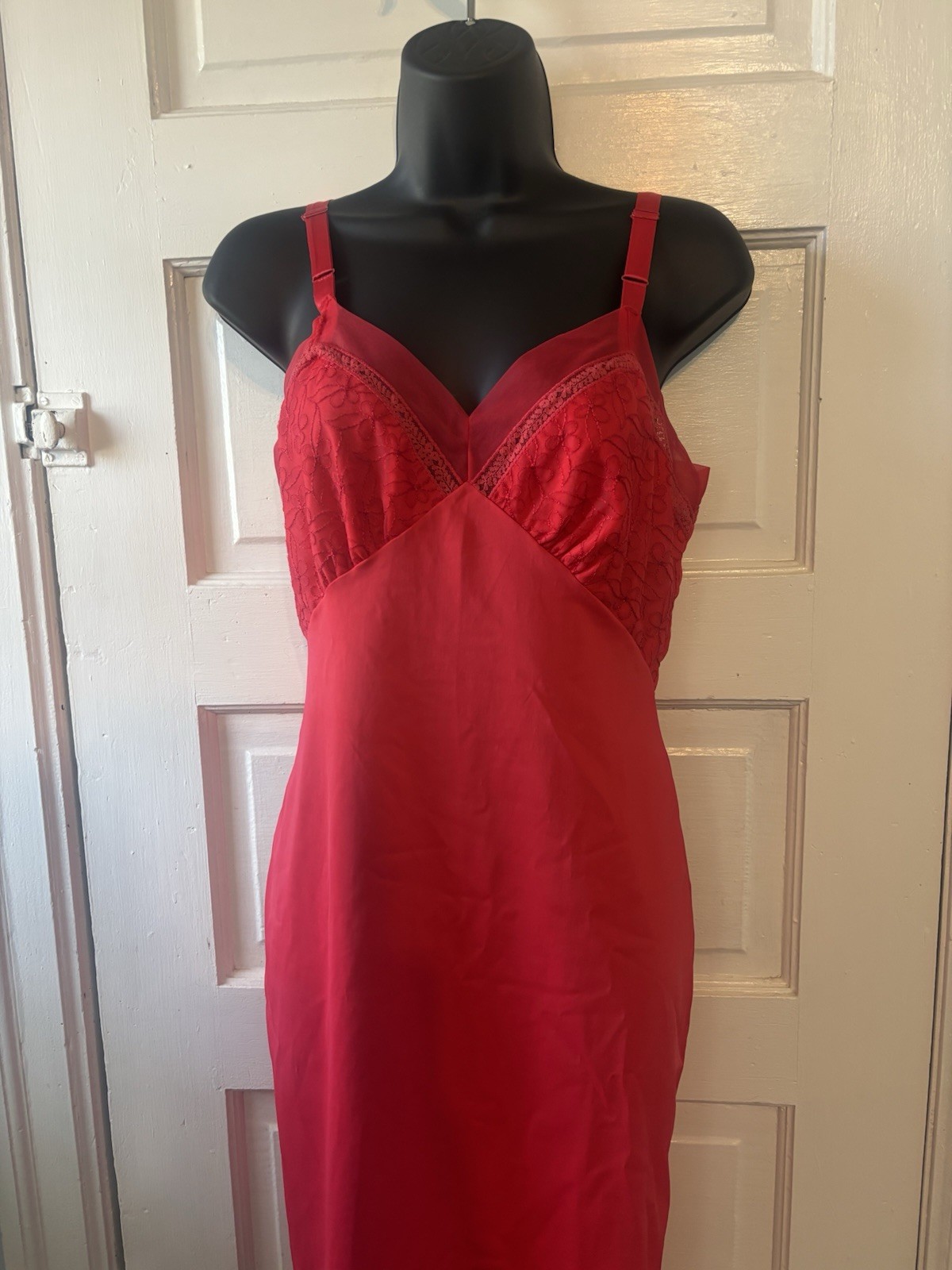 Vintage Rogers Red Embroidered Tricot Full Slip Sz M ~ 34 Inch Bust