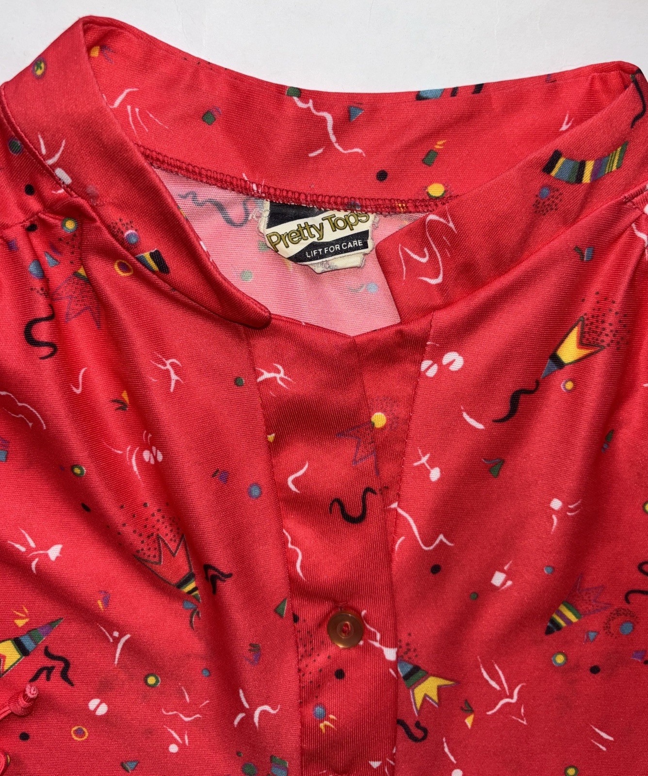 Pretty Tops Vintage 1980s Blouse Red with Geometric Print Medium?