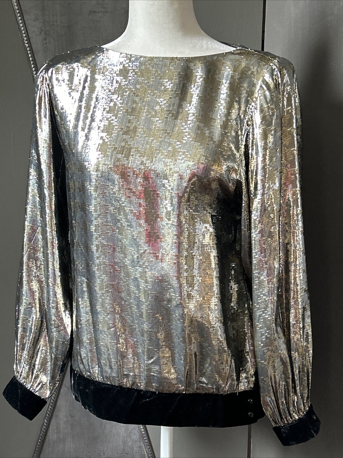 Neiman Marcus Vintage Top Size 4 Bold And Brilliant Metallic with Velvet