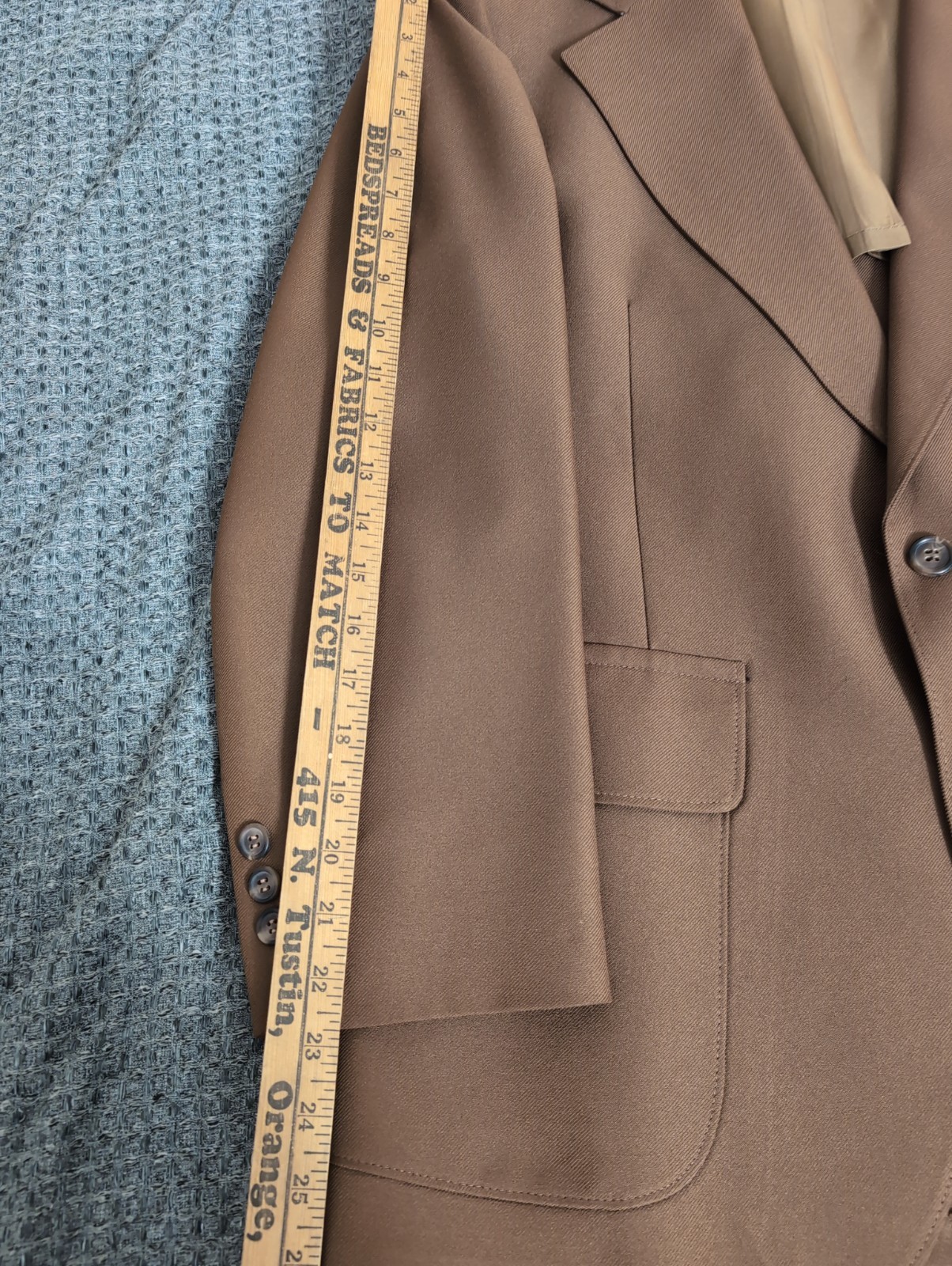 Vintage 1960’s Roberts Southern California 3-piece Suit Brown 40R /Pants 32×25.5