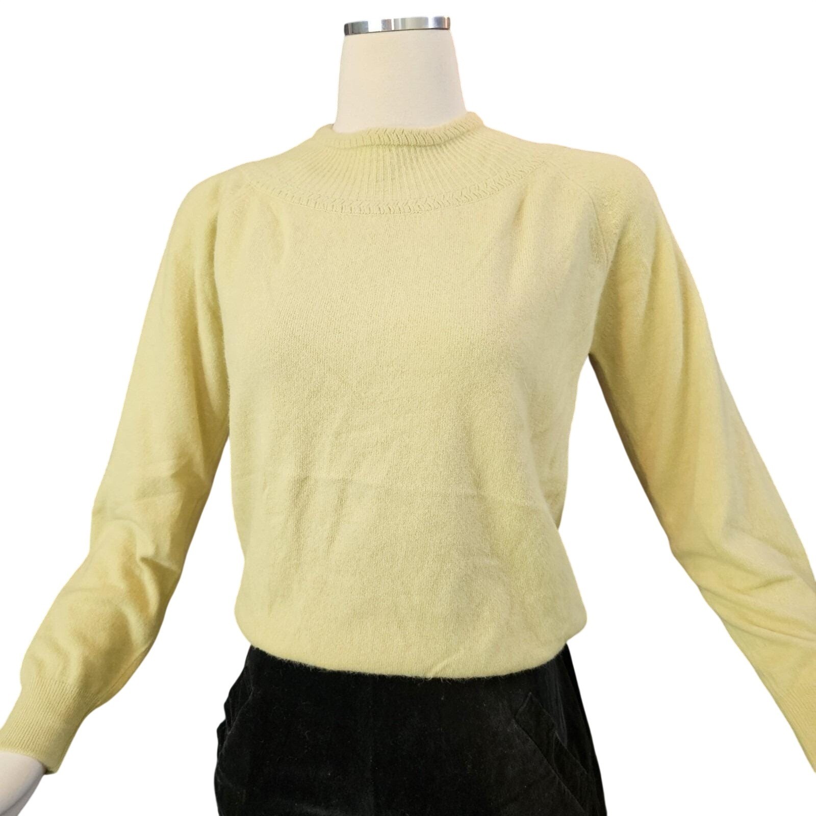 Vintage 1960’s Sweater Pullover Citron Green Yellow Garland Dreamspun Knit 60s