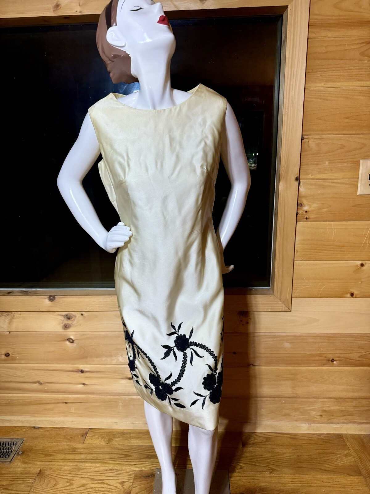 1950’s/1960’s Vintage Cream Silk Dress With Black Embroidered Floral Designs!