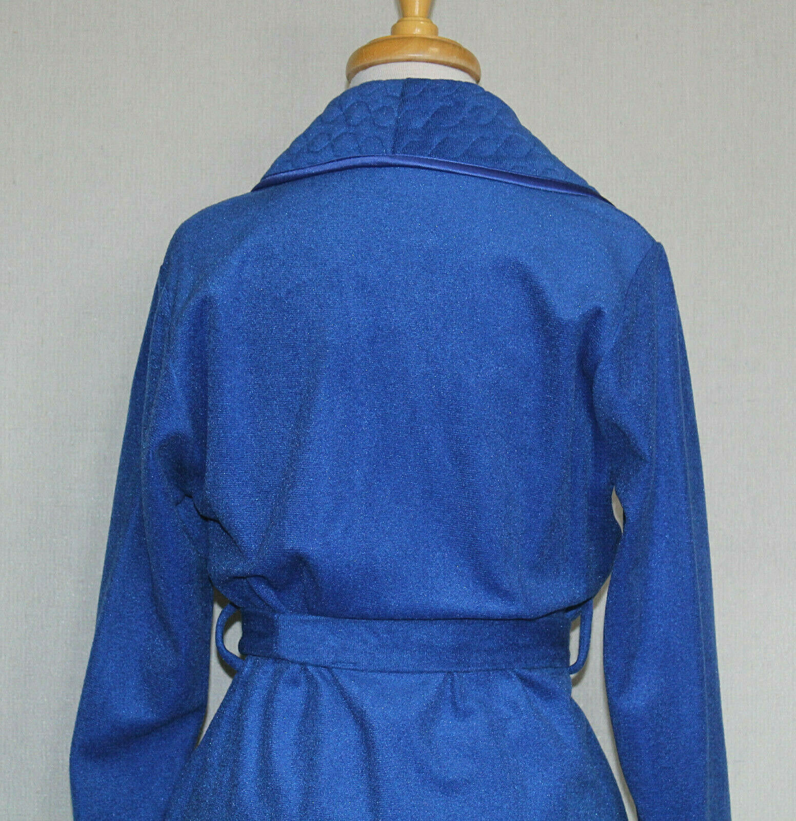 Vintage GERRY Acetate Velour BUE Bathrobe w Embossed Design Trim Size Petite Exc