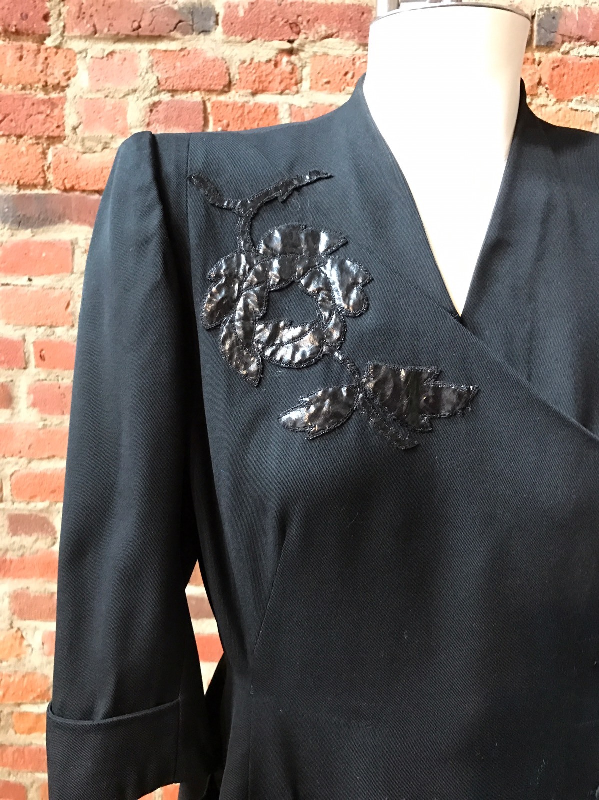 Vintage 1940’s Black Wool Dress leather Aapplique 3/4 sleeve Couture Movie Star