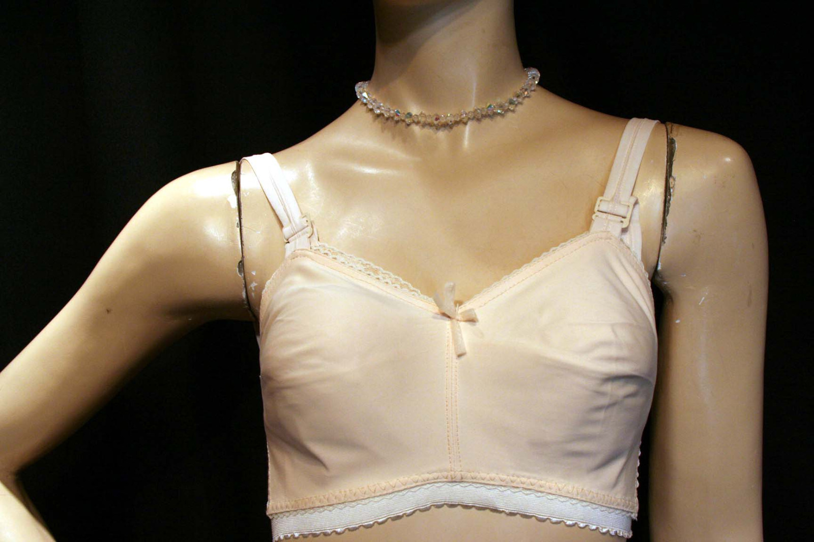 NOS 26G Vtg 60s Beige Tricot Bra Lady Cameo Couture 727 Lingerie 4 Hook Bra