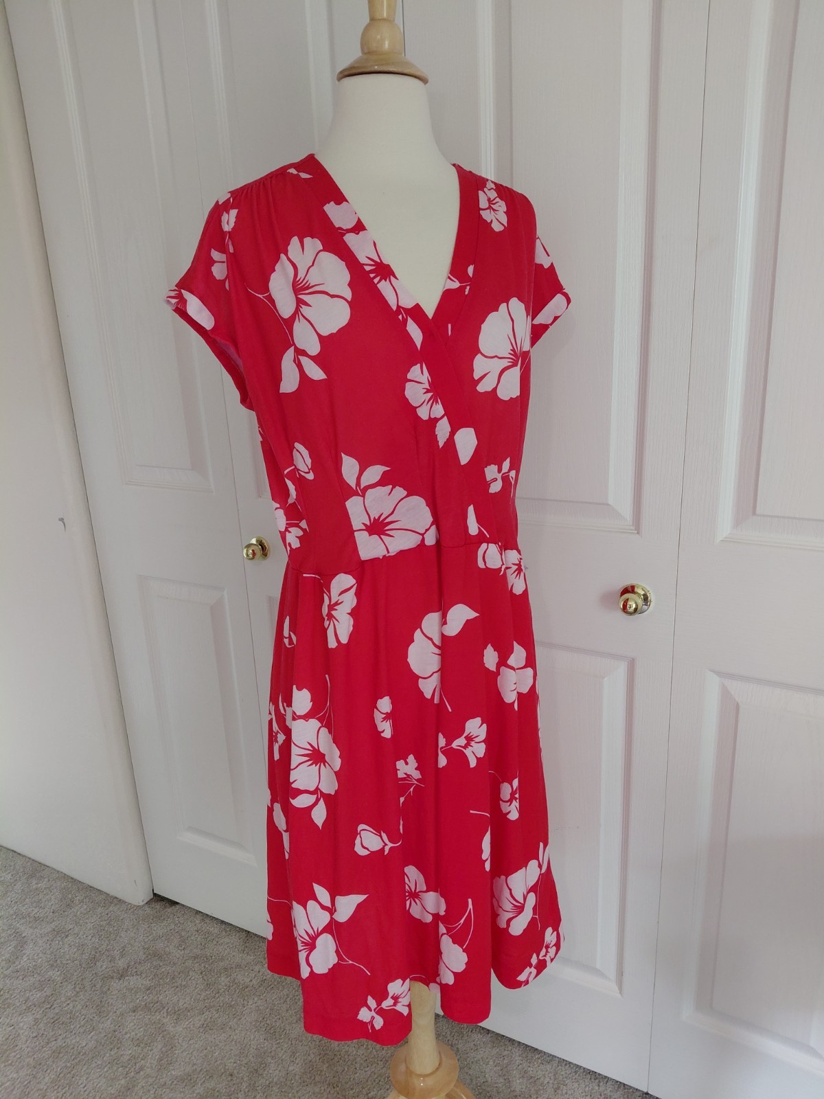 Vintage 1980s Does 1940s Hawaiian Tabby Dress Red White Hibiscus Size Large