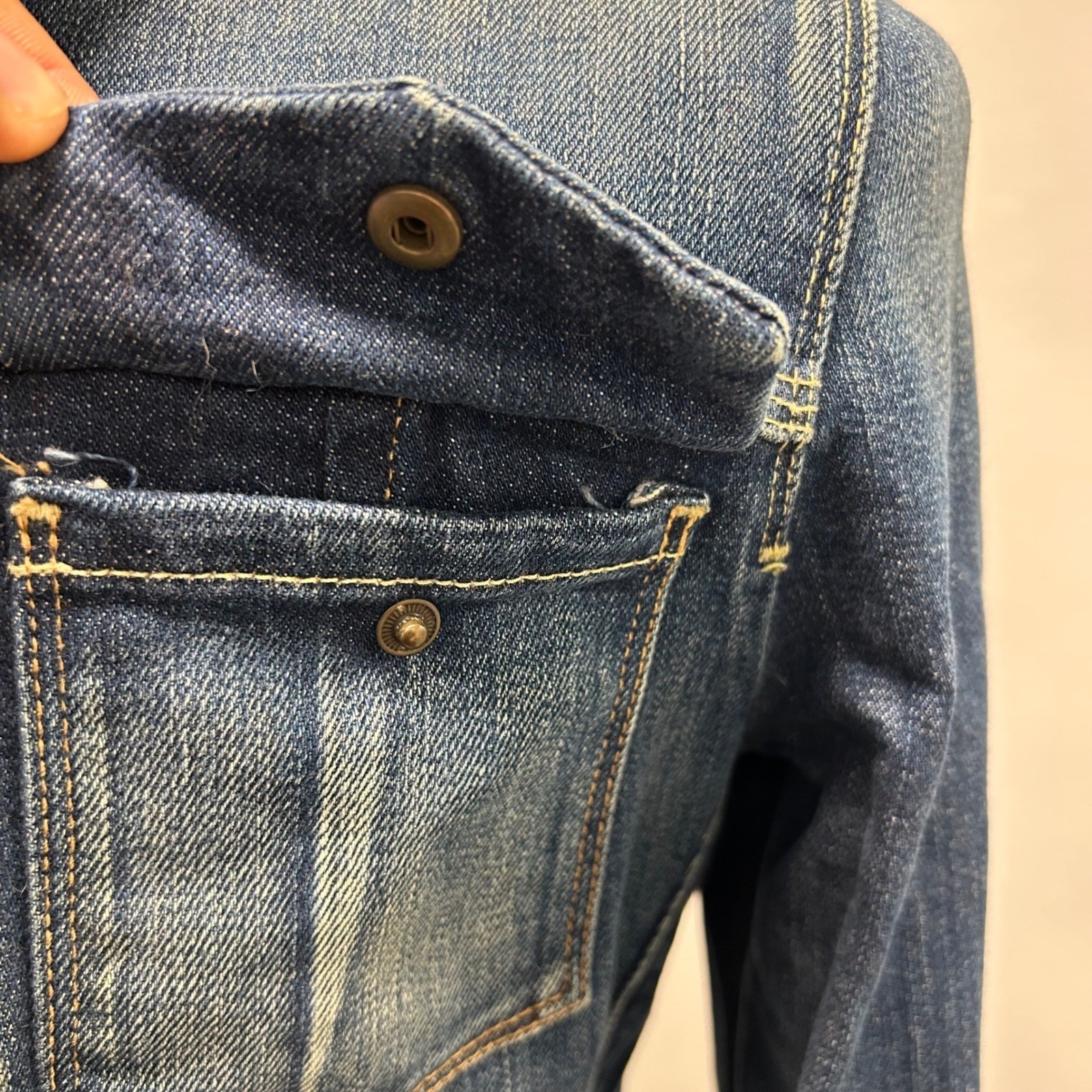 Vintage USA made 7 For All Mankind Denim Trucker Jacket Medium Wash Cinch