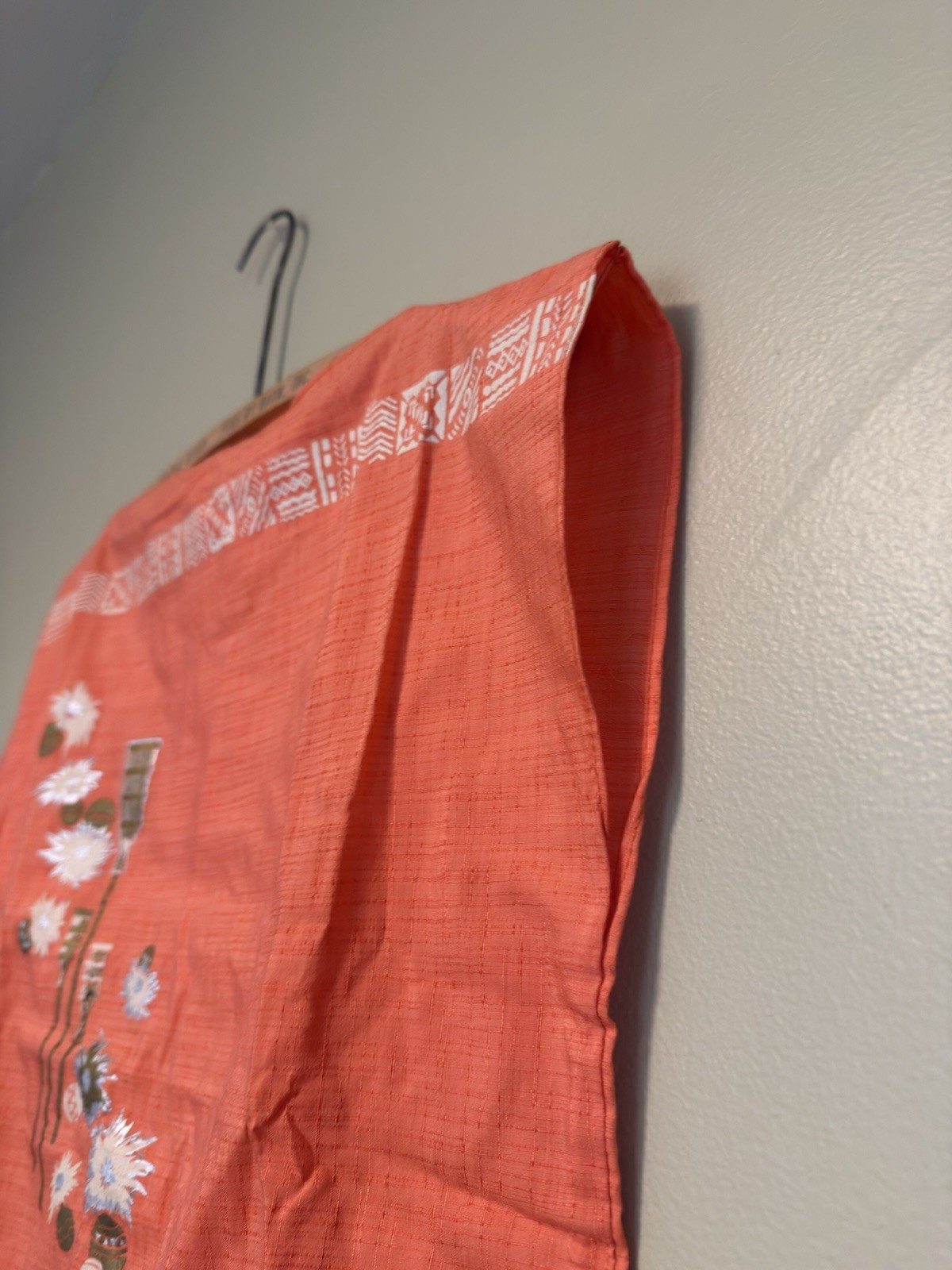 Vintage 60s 70s Tiki Shirt Square Top Coral Orange Sleeveless Pullover Mod