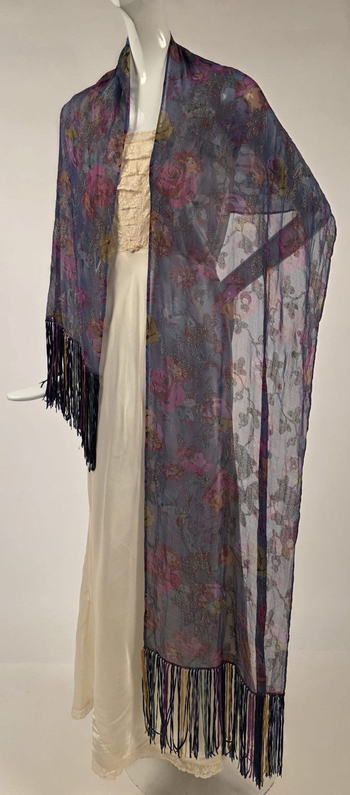 FLAPPER 1920’S GOLD LAME BROCADE SILK CHIFFON SHAWL FOR DRESS W SILK FRINGE ENDS