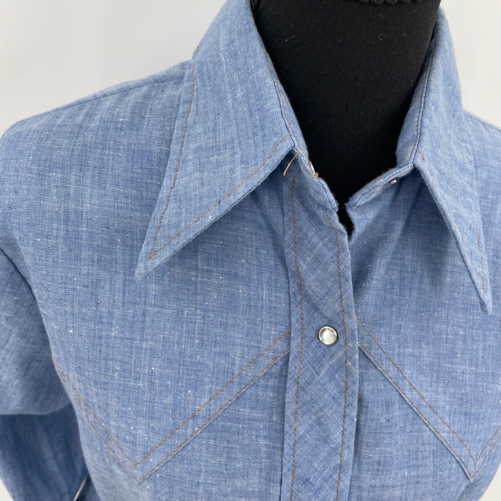 Vtg 70s Levis For Gals Western Shirt Looped L Tag Pearl Snaps L 20″ PTP Rare