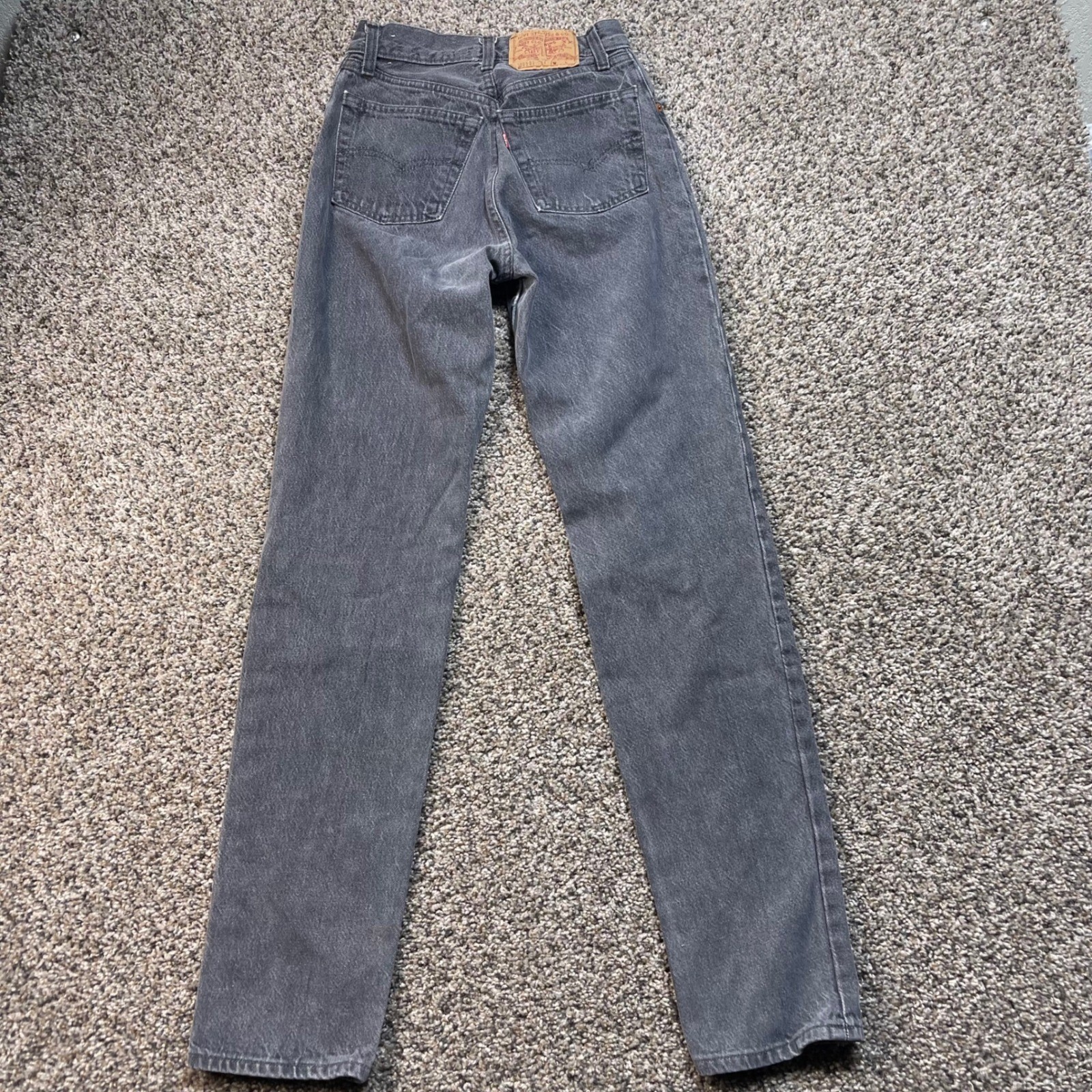 Vintage Levi’s 501 Women’s 22×31 Jeans USA Made Black High Waisted Straight