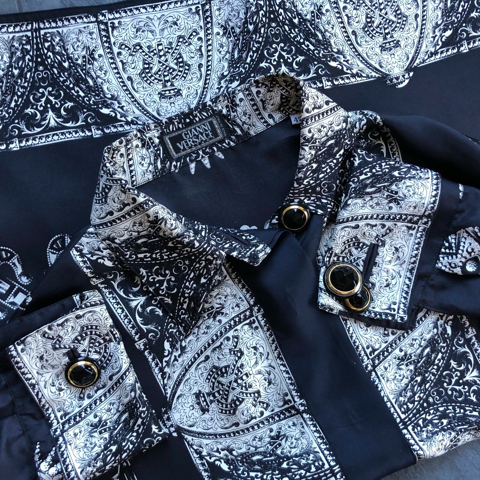 GIANNI VERSACE silk shirt w/ french cuffs Le Croci print size 42 F/W 1991/92