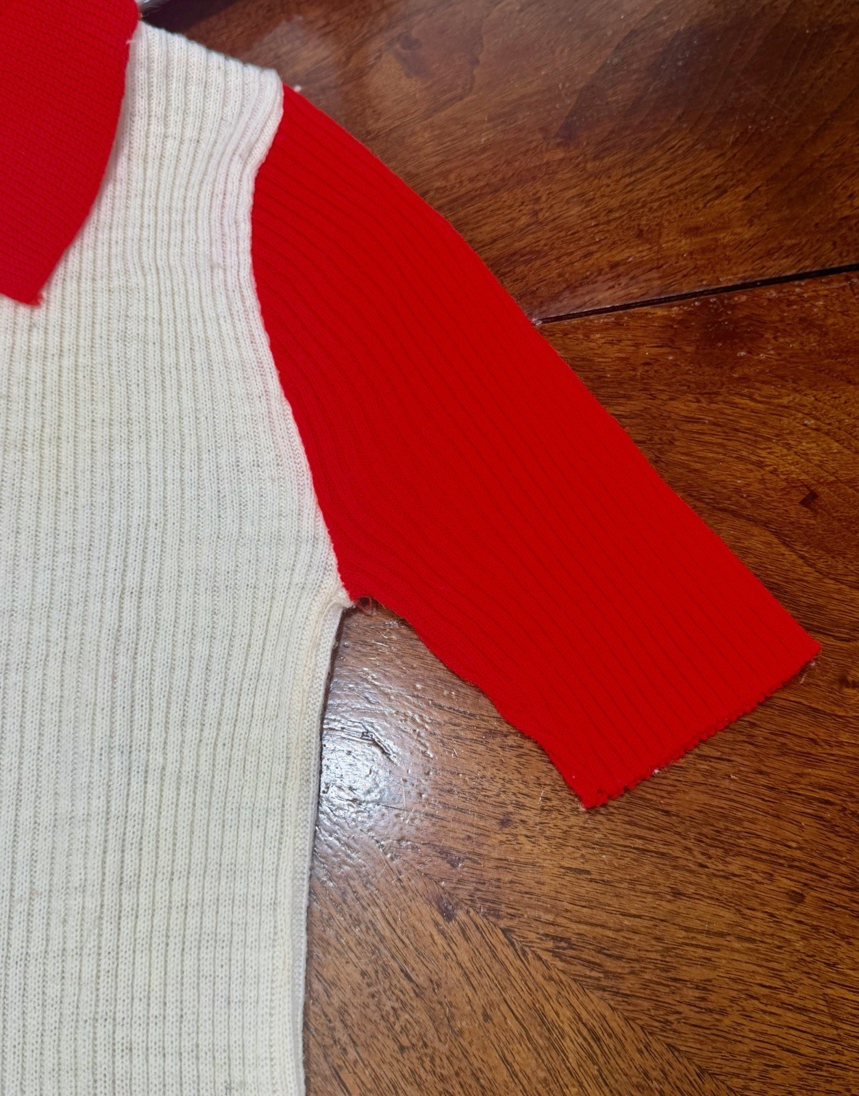 Vintage 1970s Gumdrops by Bradley Women’s Knit Neon Red& White Sweater Top