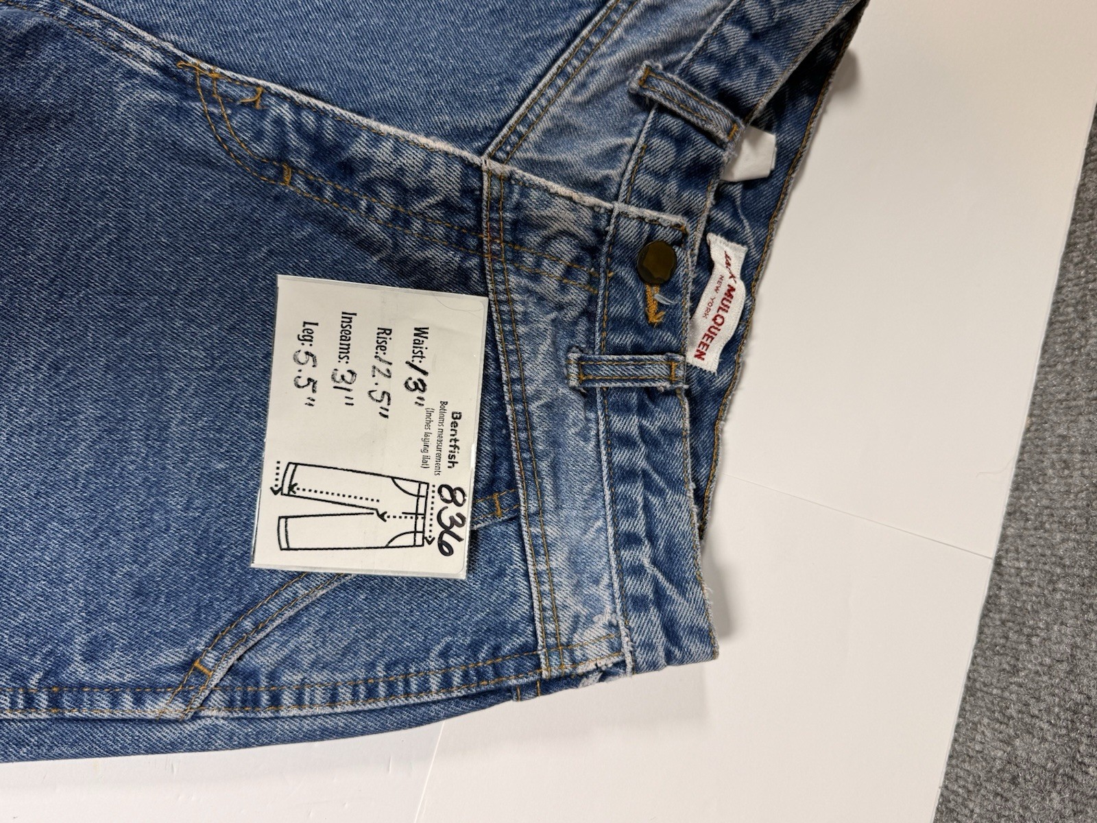 Jack Mulqueen (Vintage) – Ladies Jeans – Pre-owned – Size 7 Stitched