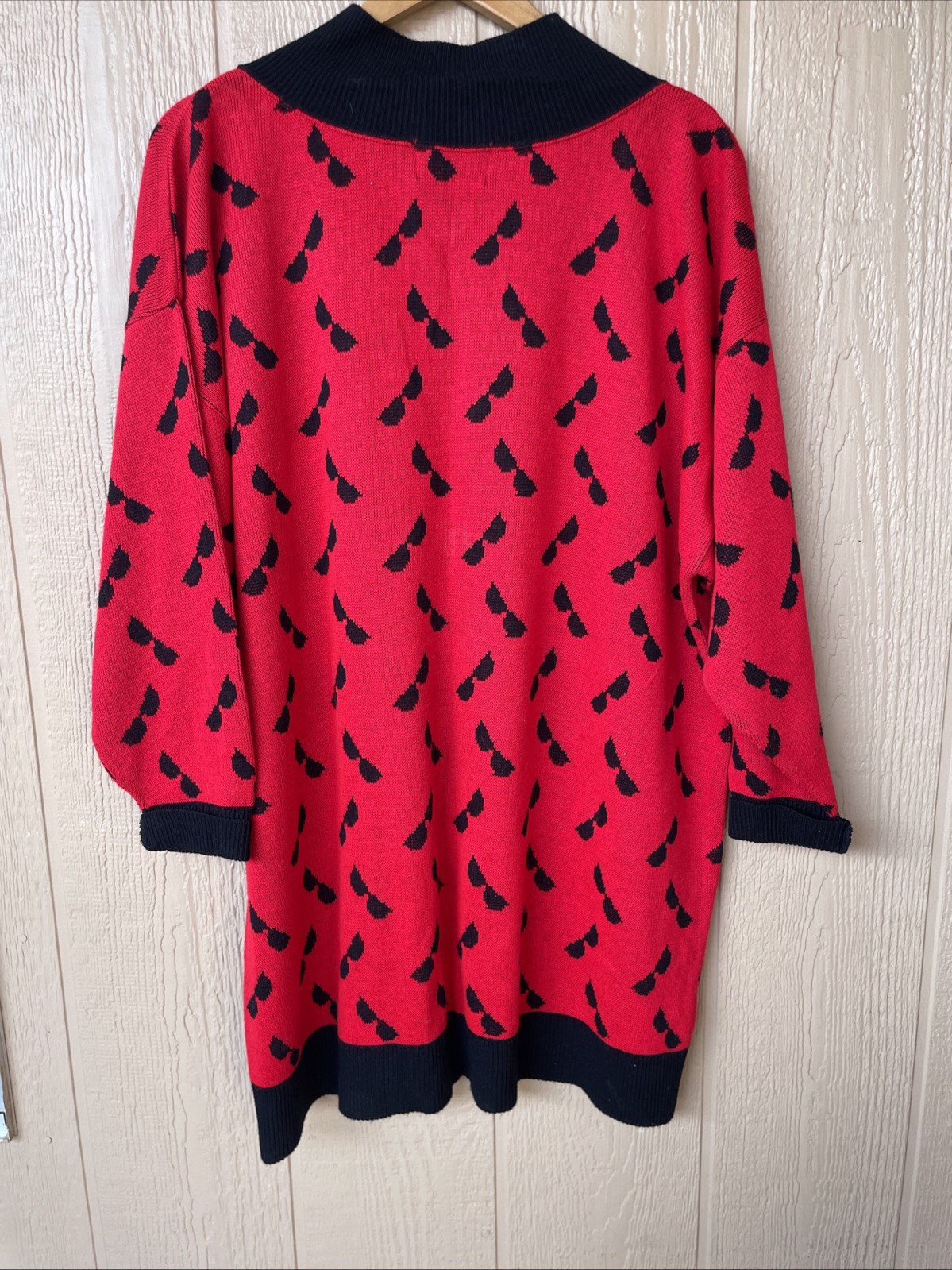 Vintage Women’s Bonnie Lee Oversized Red Sweater Dress Acrylic AOP Sunglasses L