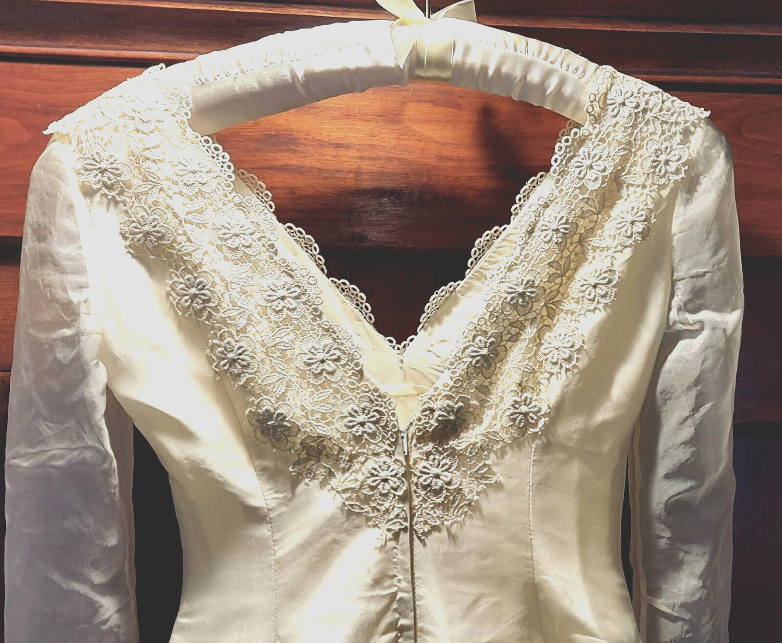 Beautiful Vintage Custom Handmade-Made Wedding Dress with Train – size S