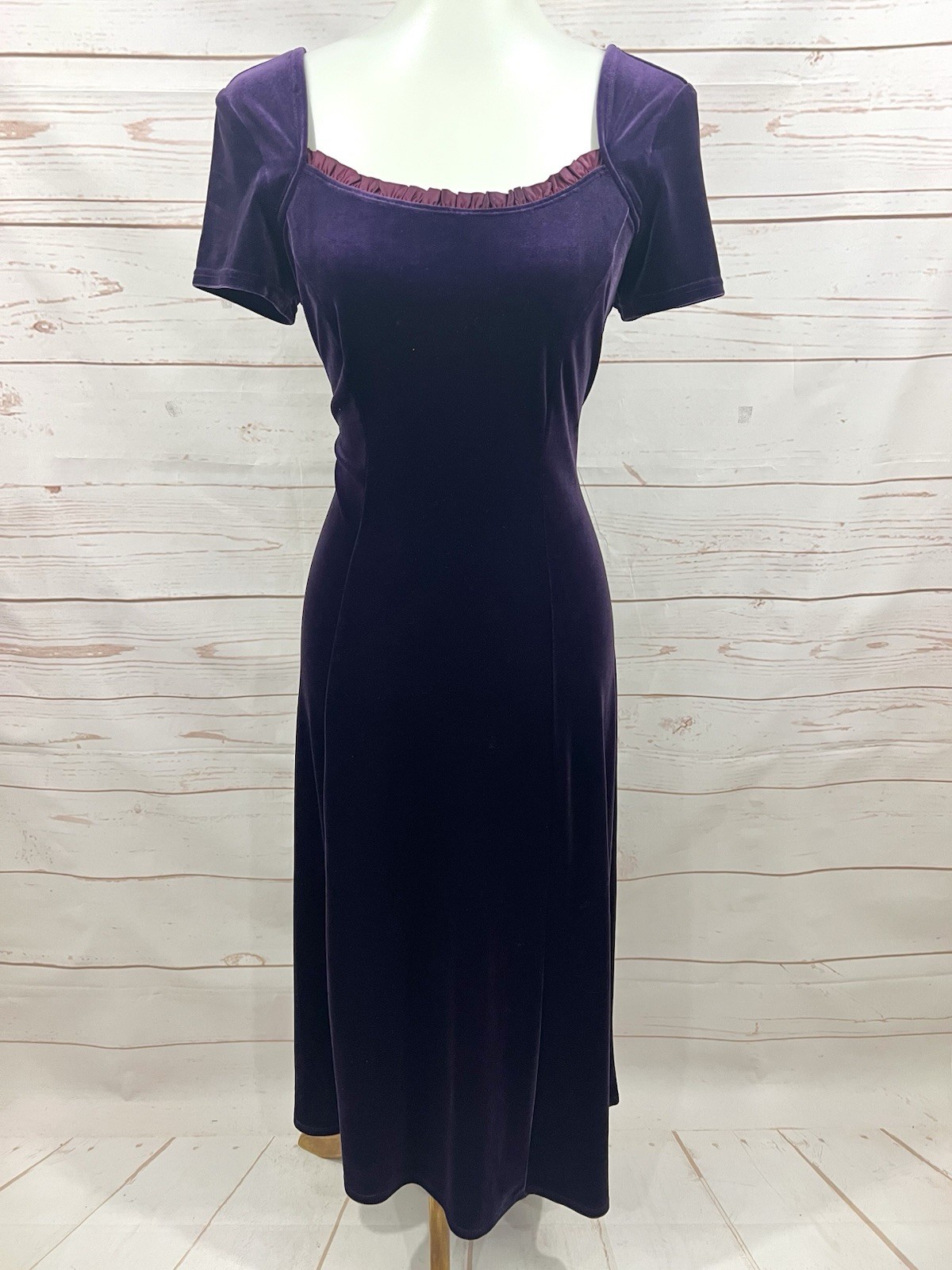Vintage 90’s Purple Velvet Crossback Short Cap Sleeve Ruffle Neck Maxi Dress 8 M