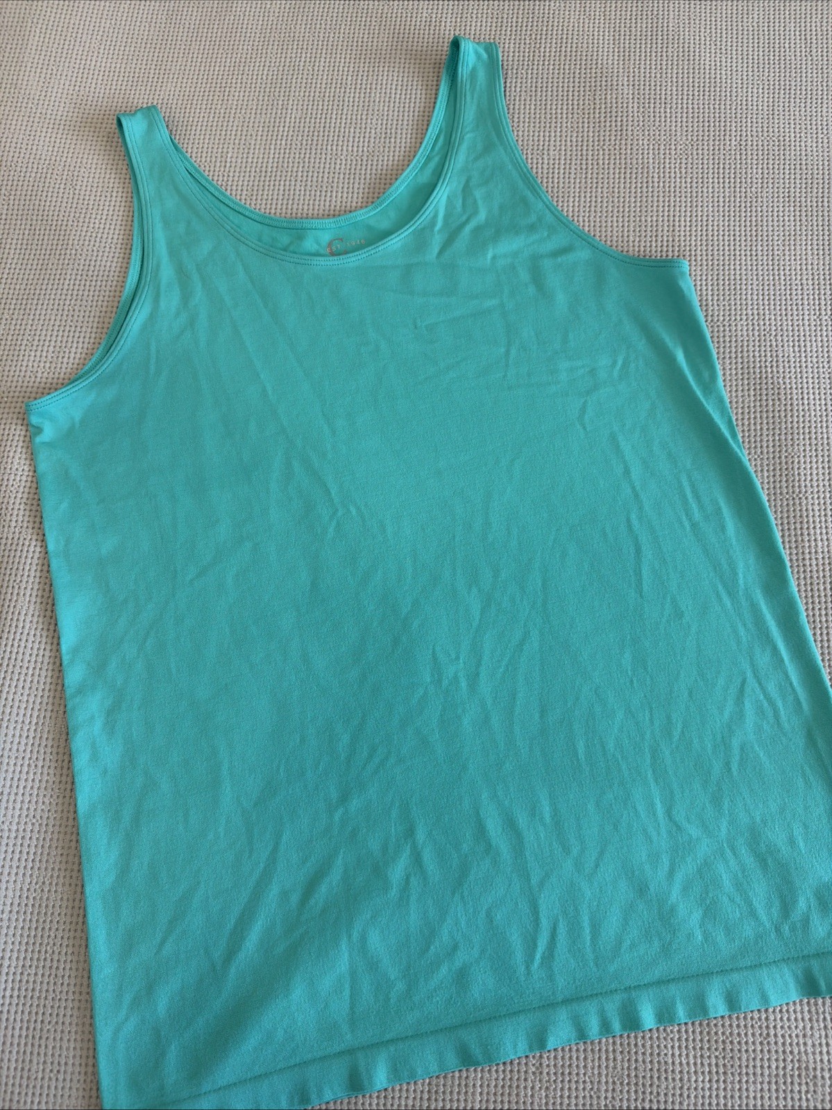 C Est 1946 Women’s Greene Undershirt No Seems Size 18/20 Wide ￼