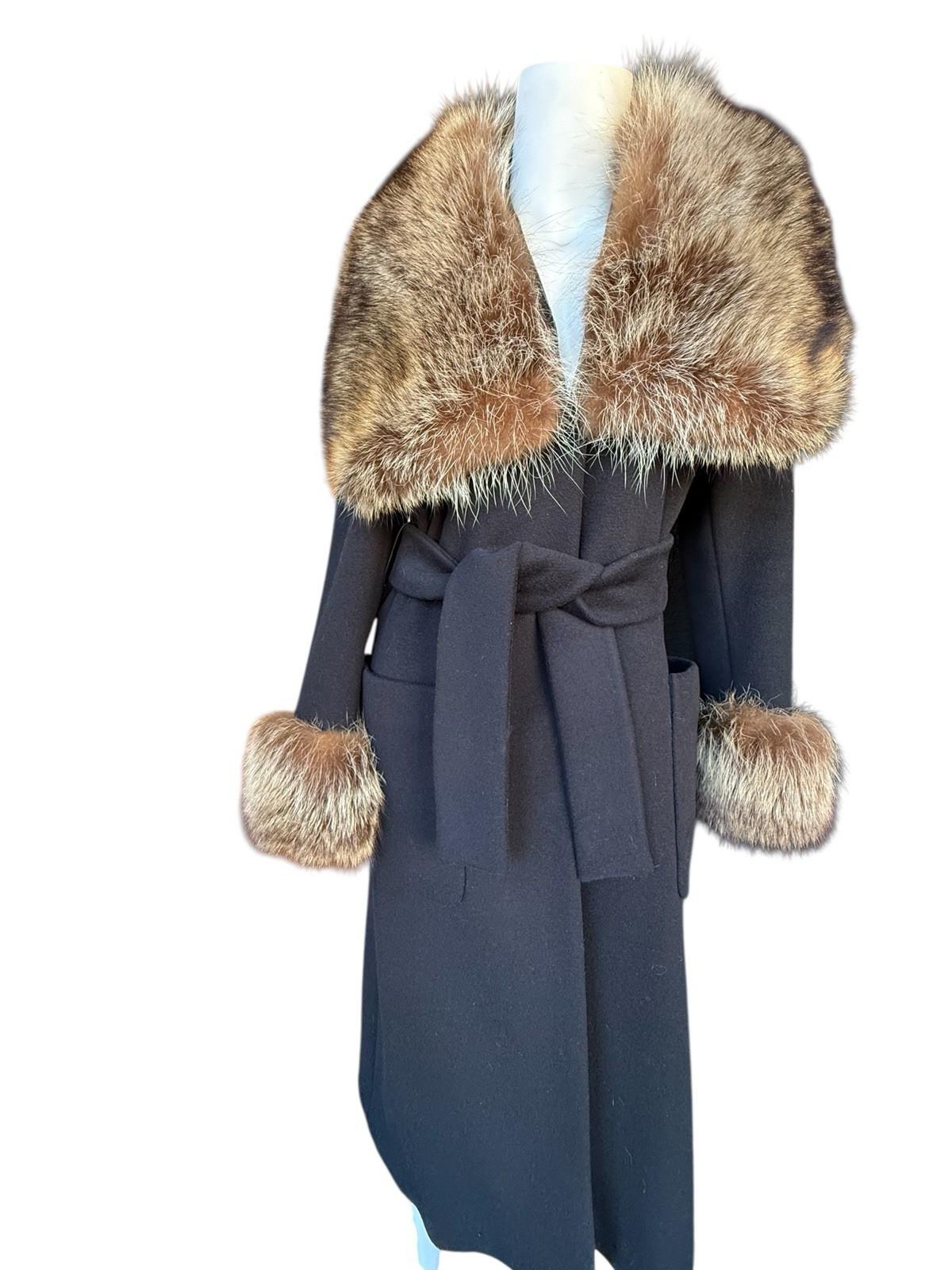 Absolutely Gorgeous Vintage black wool coat with Raccoon fur collar and wrists