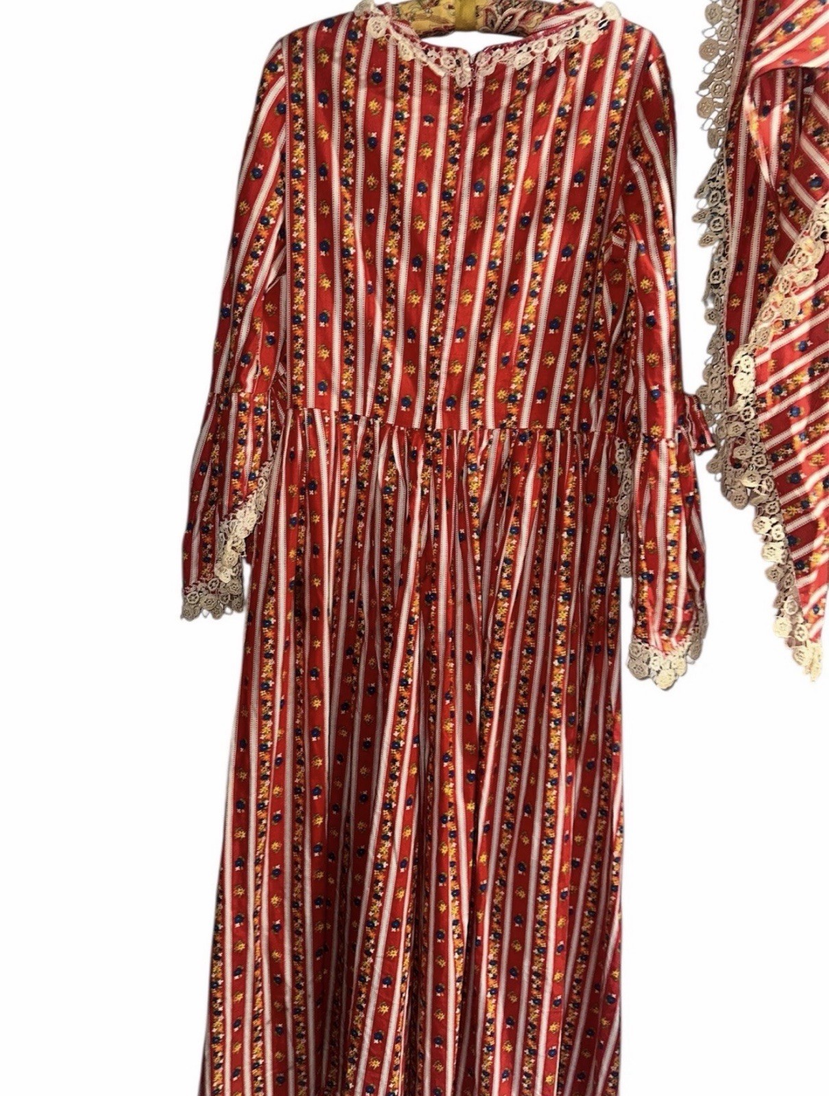 True Vintage 70s Handmade Prairie Dress Bell Sleeve Boho Maxi headscarf S S/M