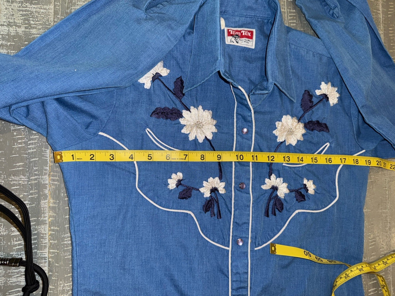 70s Tem Tex Embroidered Western Shirt Retro Pearl Snap Blouse