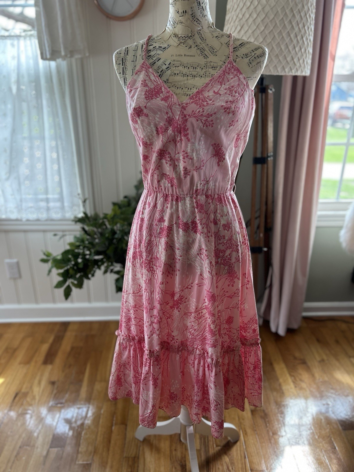 Vintage 1970s Pink Wild Flowers Field Babydoll Mod Mini Sun Dress S Halter