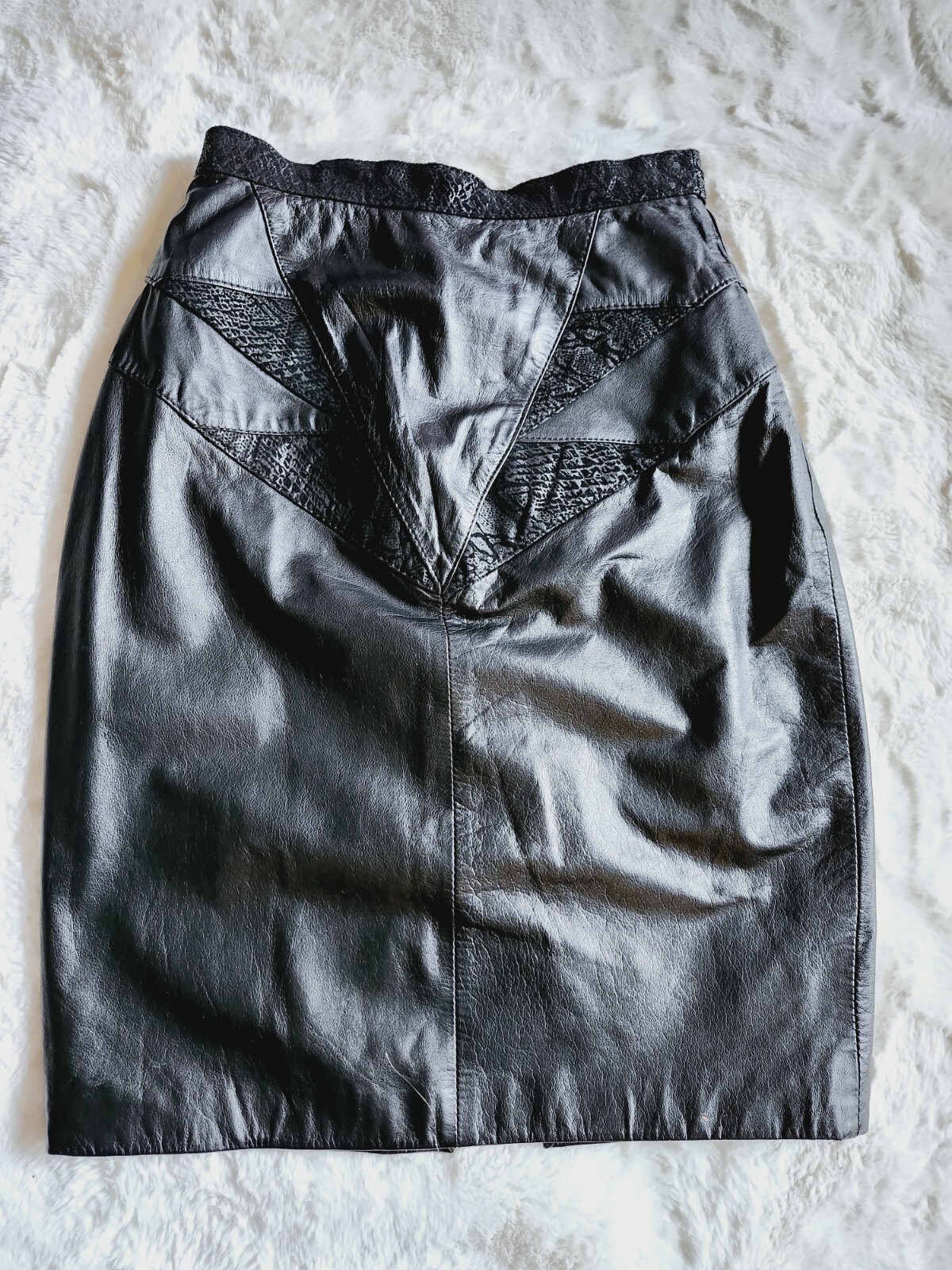 VINTAGE WOMEN’S SIZE 5/6 G-III LEATHER FASHIONS BLACK SKIRT. 80’S