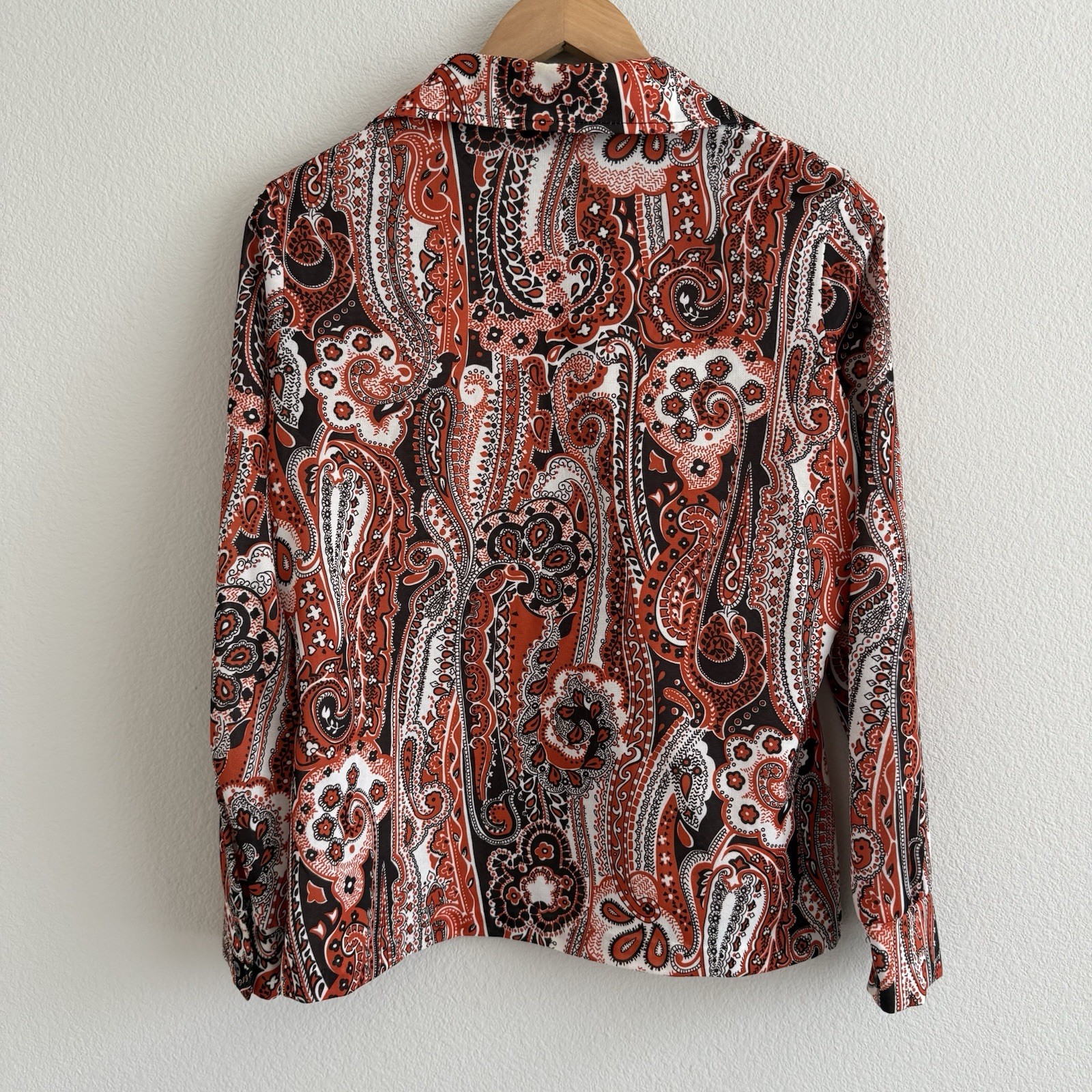 Vintage 70s Paisley Button Up Shirt Womens Large Brown Orange Hipster Disco Boho
