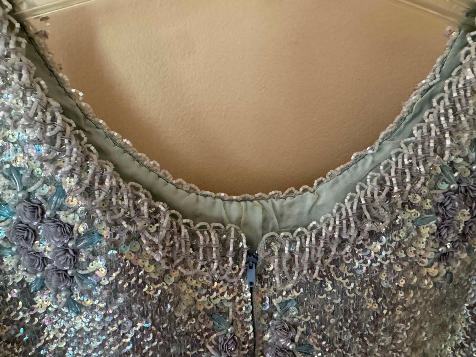 1950’s-60s Ice Blue & Silver Hand Beaded Sequined Wool Top Size M Hong Kong