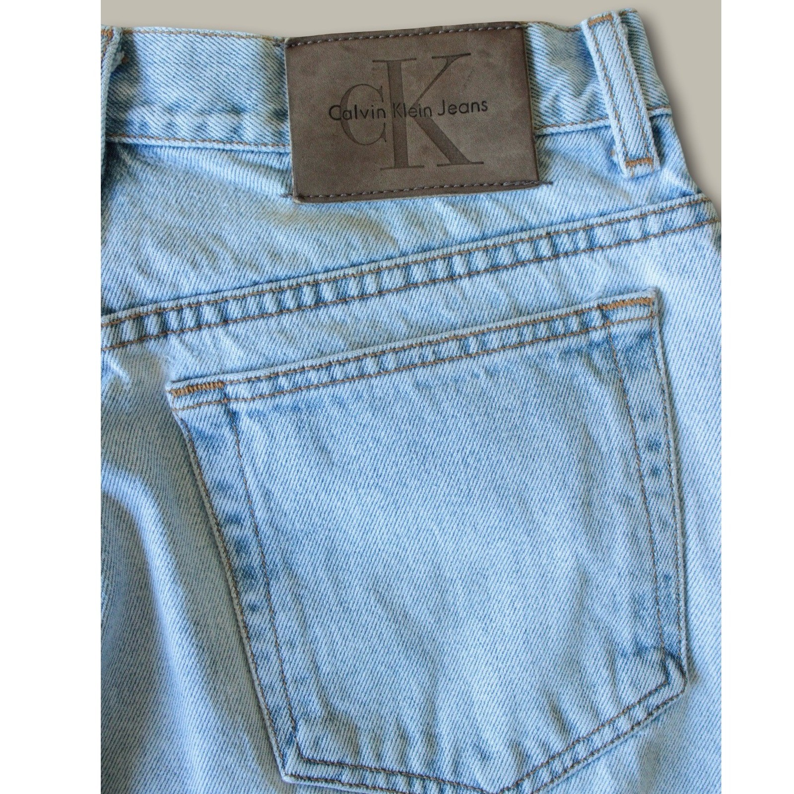 Calvin Klein Vintage High Rise Straight Leg Jeans Size 12 Light Blue Enzyme Wash