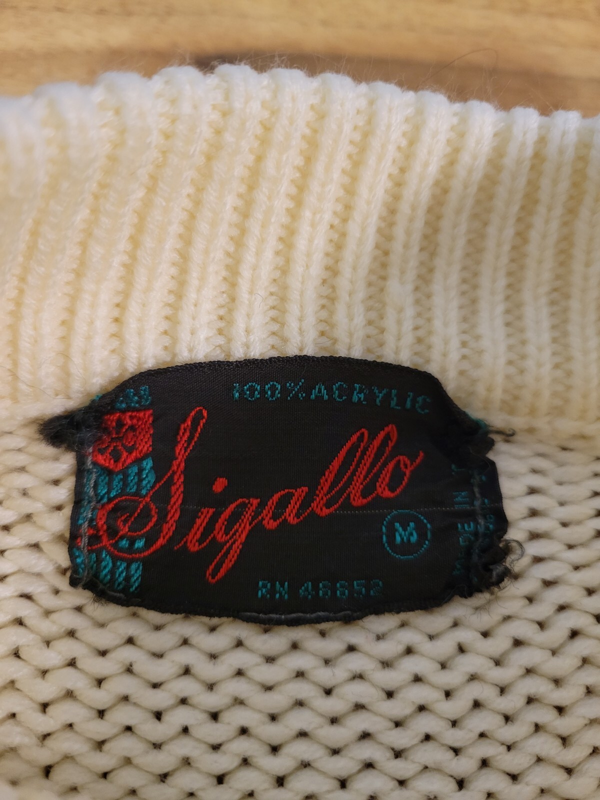 Vintage Sigallo medium vintage ivory and brown crew neck sweater