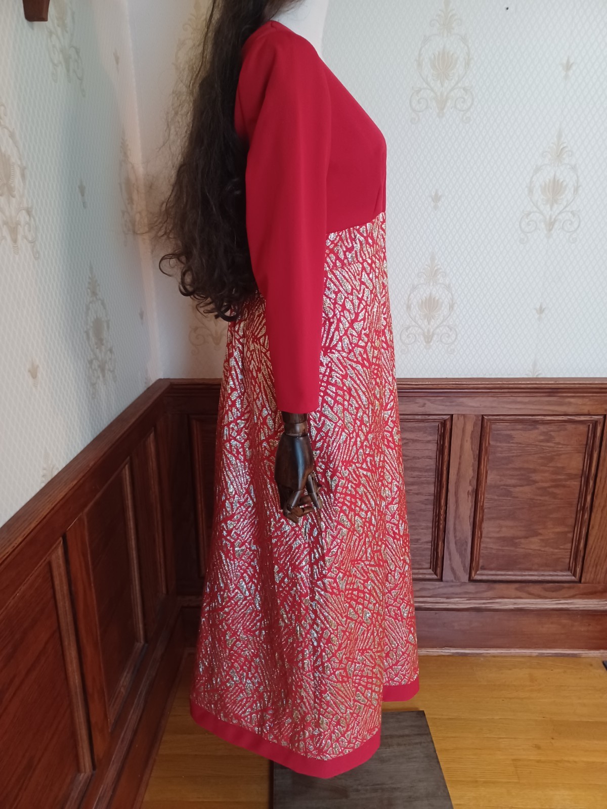 Vintage 1960s/1970s Red Gold Lame Empire Waist Mod Boho Hostess Maxi Dress