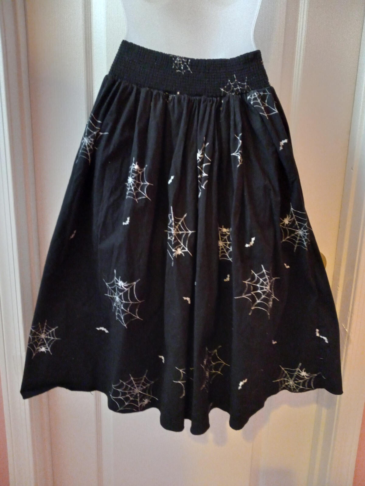 Vintage 80s Black Spider Web Bat Cotton Full Skirt Halloween Novelty Print S/M