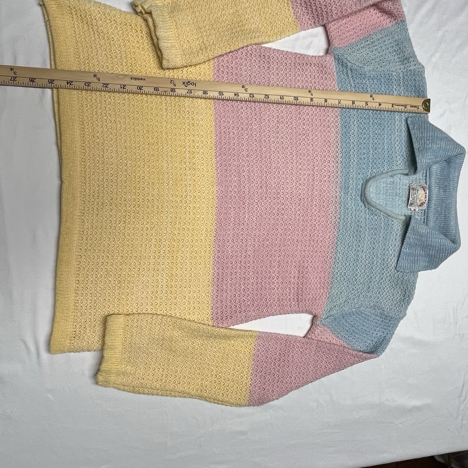 Vintage Pacesetter Knit Blue Yellow pink Sweater m