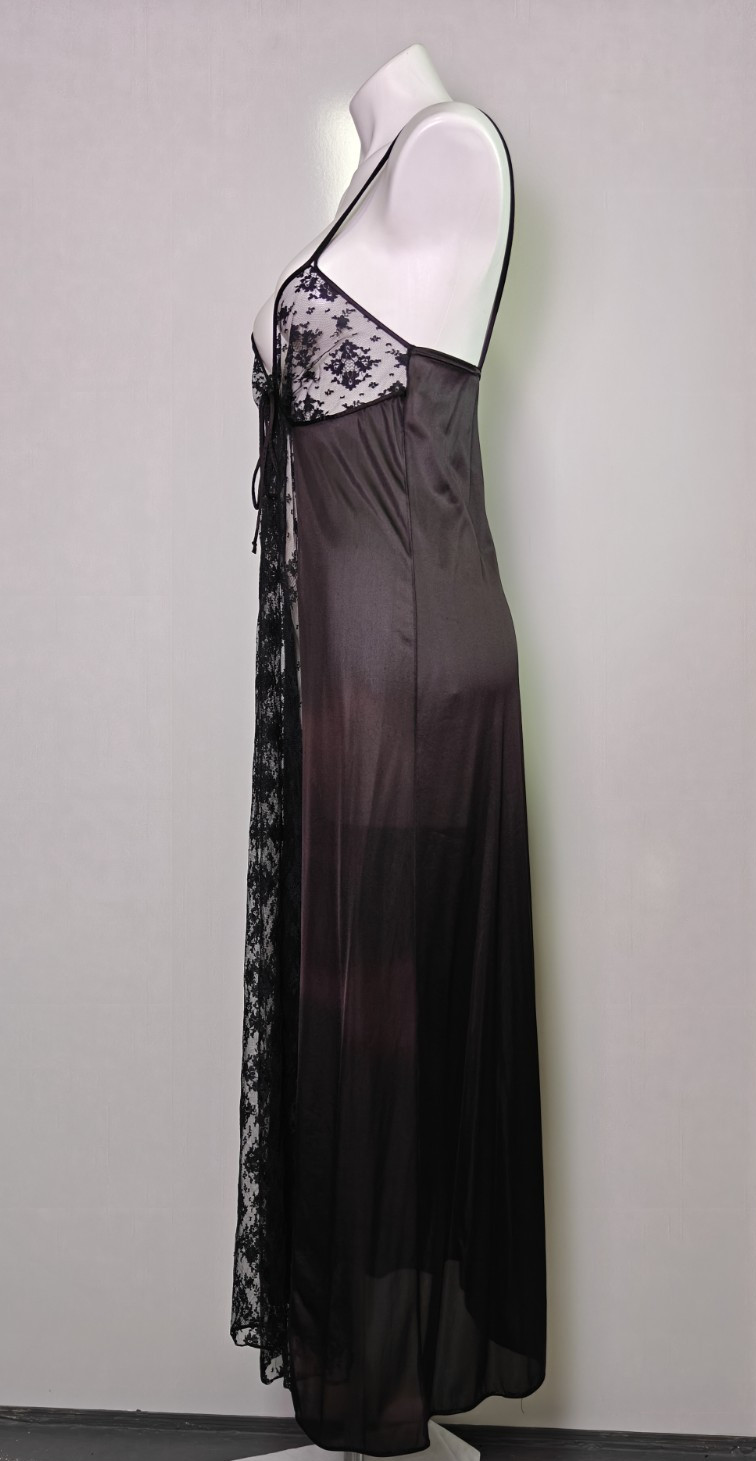 Vintage Peekaboo Lace Women’s Small Elegant Full Length Nightgown No Tags **