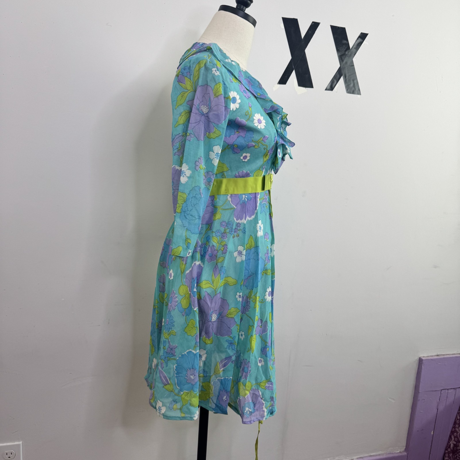 Vintage 60s Handmade Floral Cocktail Dress Long Sleeve Lined Mod Party S