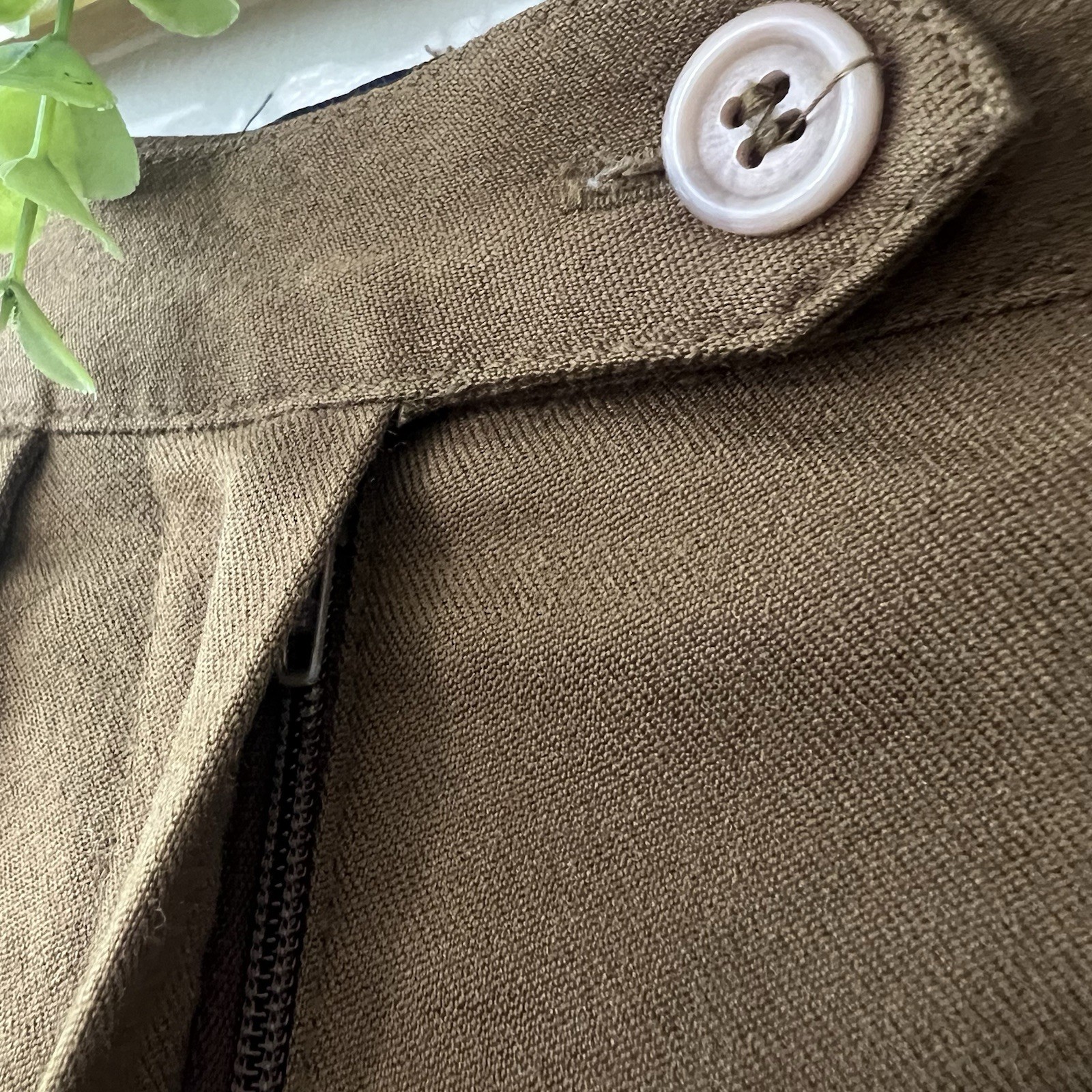 Vintage Embassy Row Pure Wool Dark Academia Pleated Brown Cuffed Trouser 6P