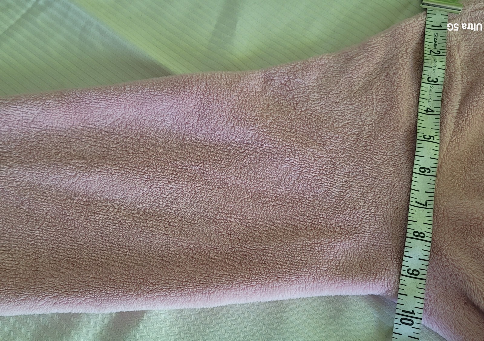 Victorias Secret PINK Plush Logo Wrap Short Soft Cozy Plush Robe Light Pink XS/S