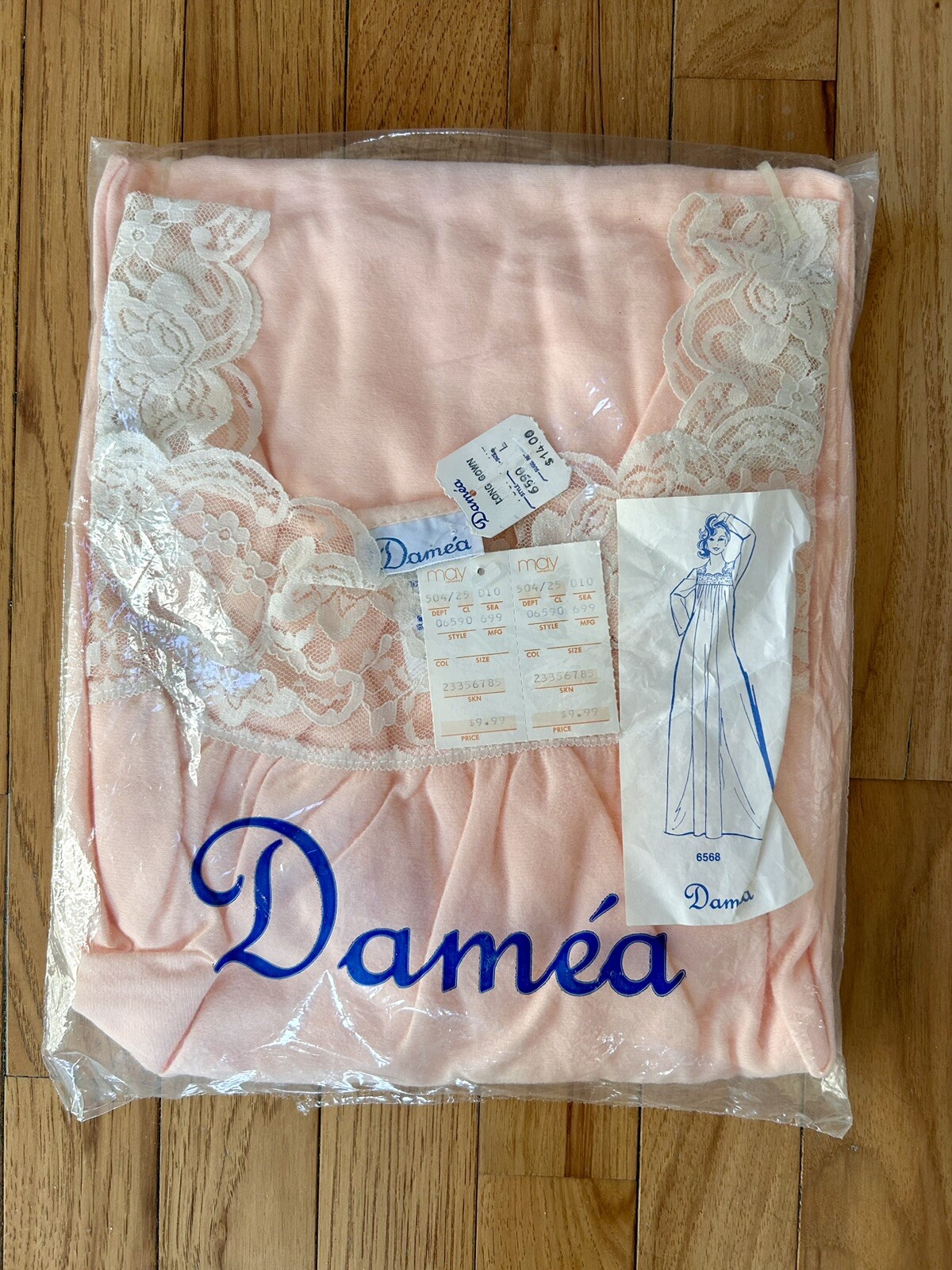 Vintage 70s NIP Damea Women’s Long Nightgown Pajama Large Pink Granny