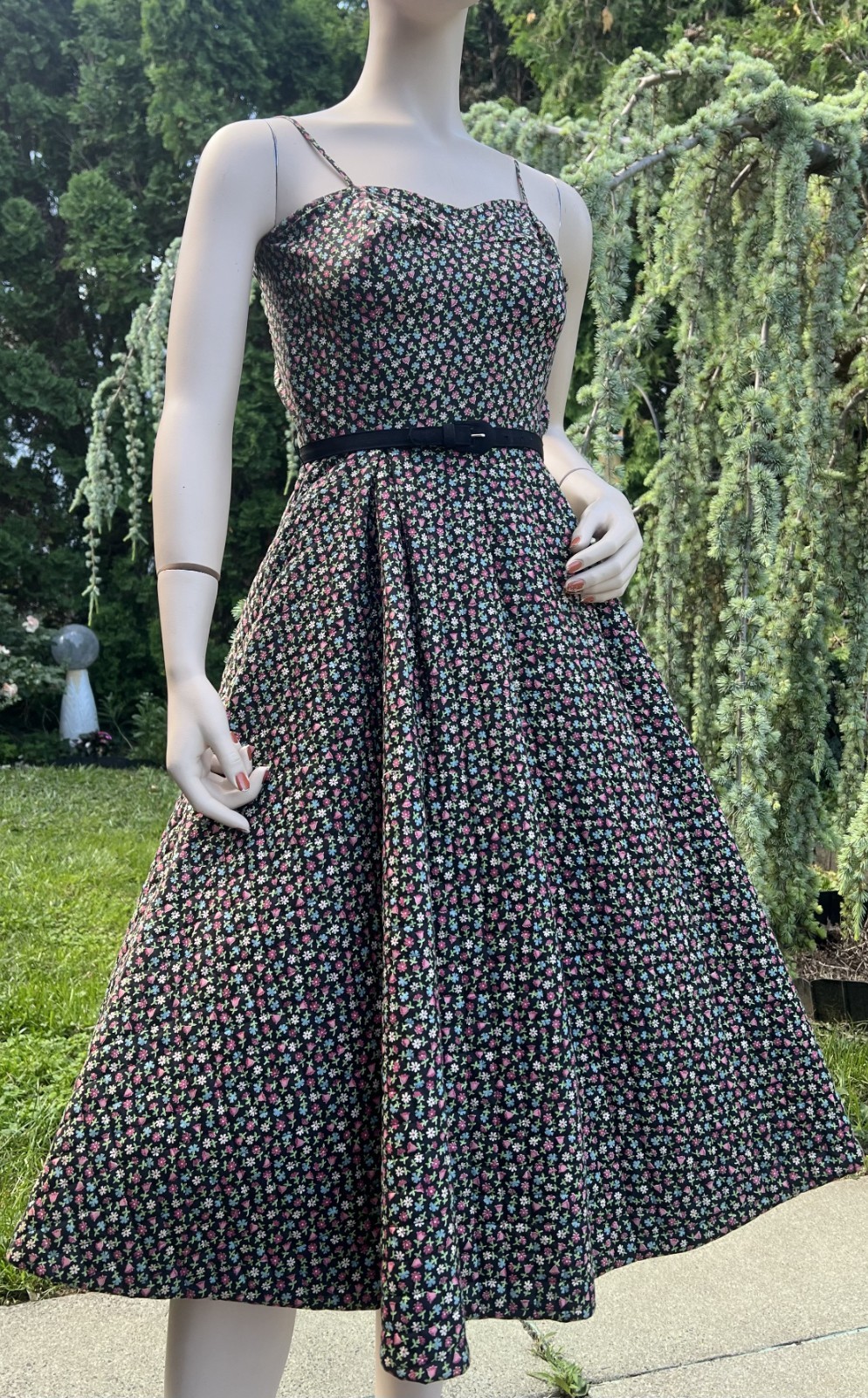 UNIQUE VINTAGE 1940’s BLACK FLORAL PRINT QUILTED SUN DRESS W/ BOLERO